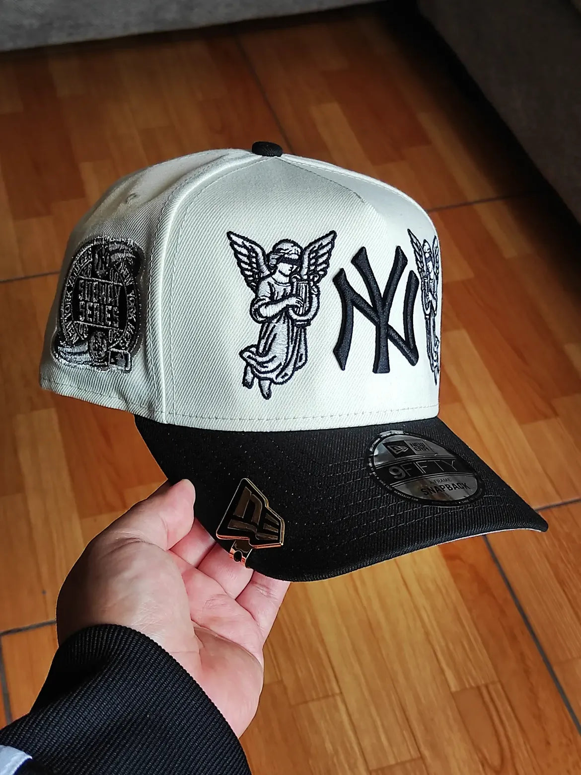 New Era New York Yankees Subway Series Angel Chrome Two Tone Edition 9Fifty A Frame Snapback Hat