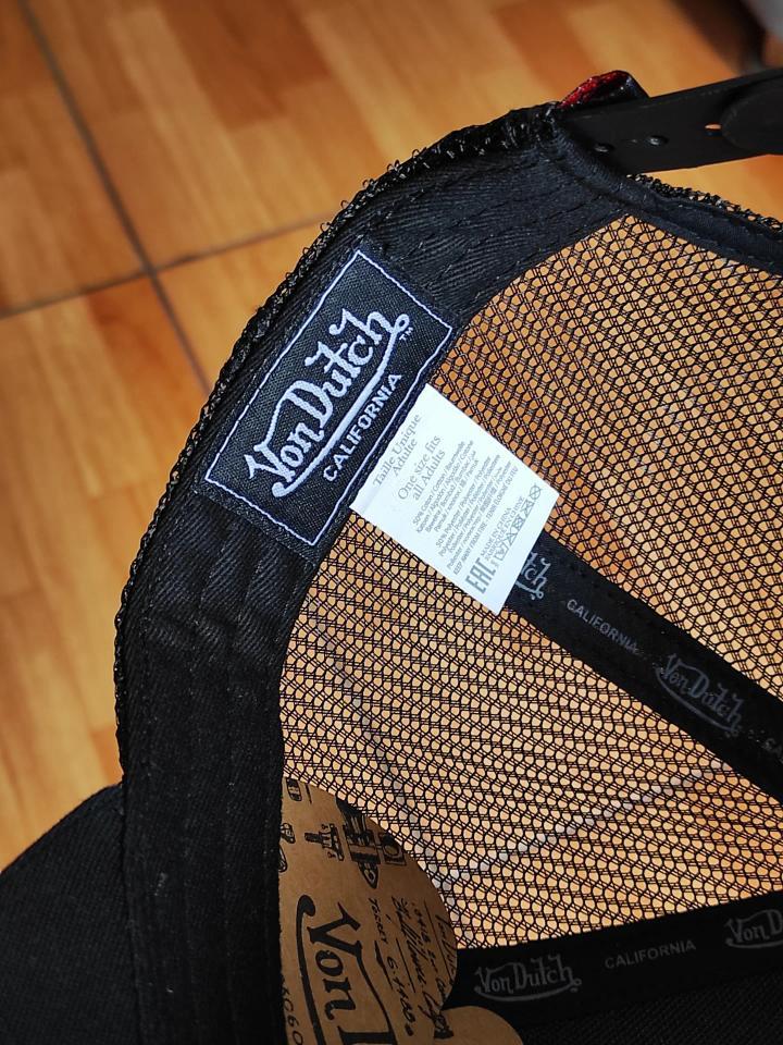 Gorra Von dutch trucker multilogo black edition