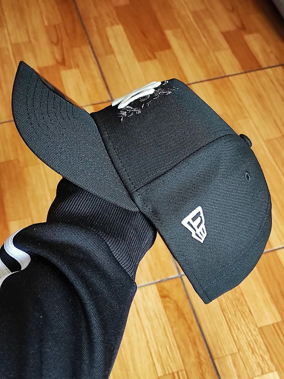 New Era New York Yankees Subway Series 2000 Black Prime Edition 9Forty A Frame Snapback glow 🔦 brilla en la oscuridad