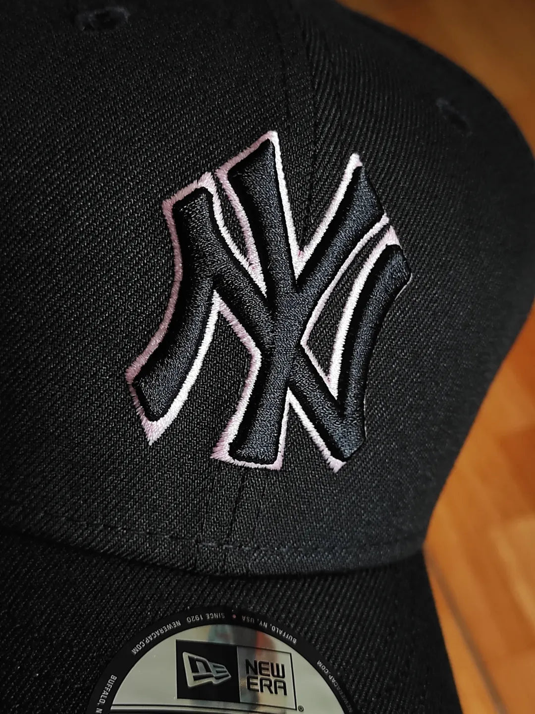 New Era New York World Series black pink 9FIFTY snapback