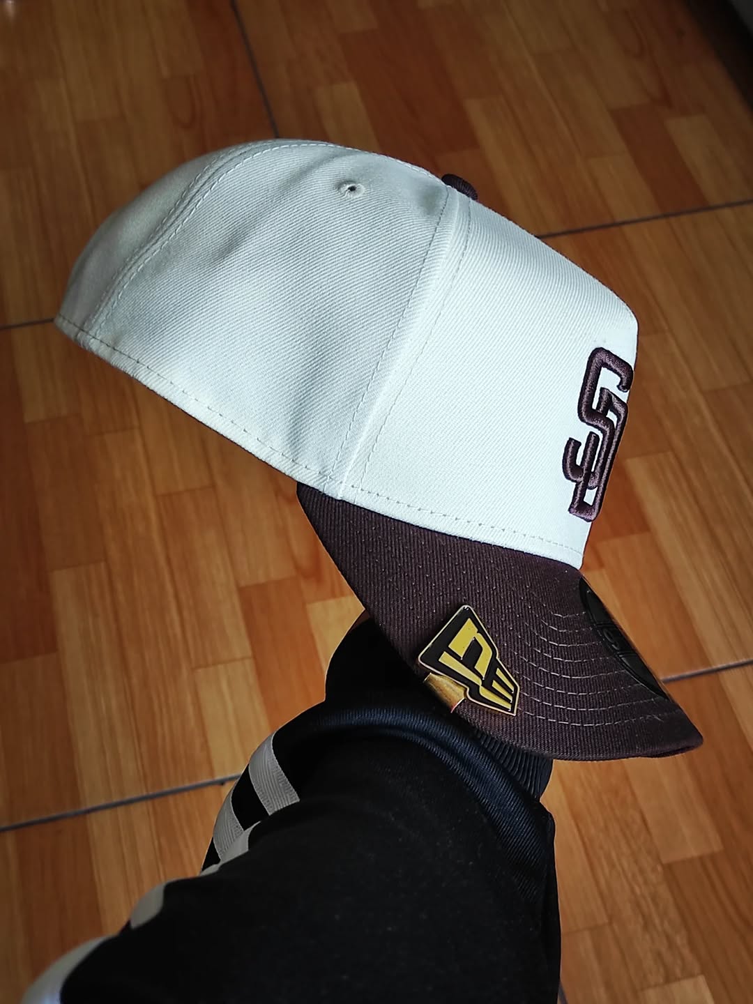 San Diego Padres 'Pink Satin Hearts Walnut' 9FORTY A-Frame Snapback