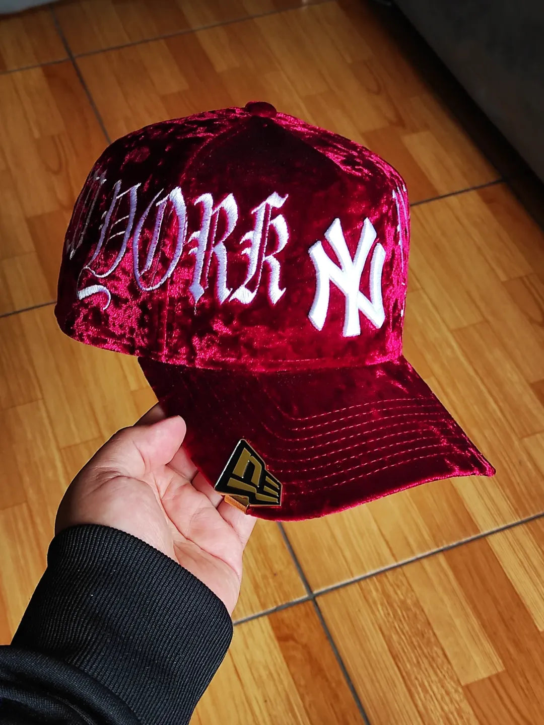 New Era New York Yankees' Velvet' 9FORTY A-Frame Snapback