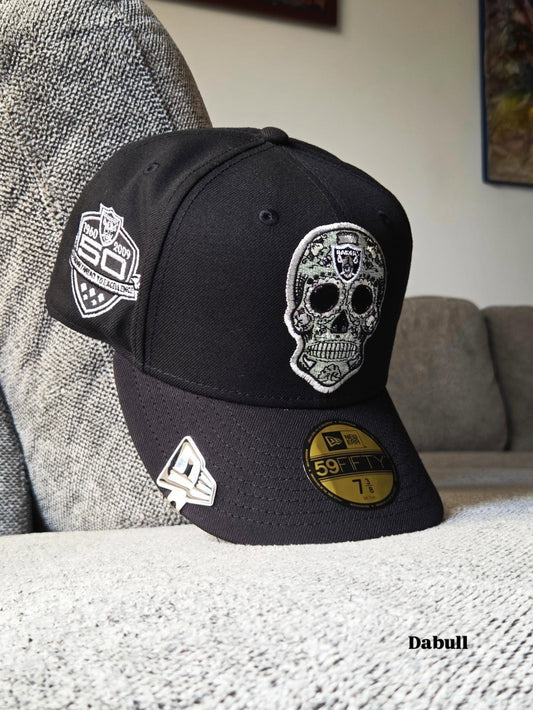 New Era Las Vegas Raiders 50th Anniversary Skull Black Prime Edition 59Fifty Fitted Hat
