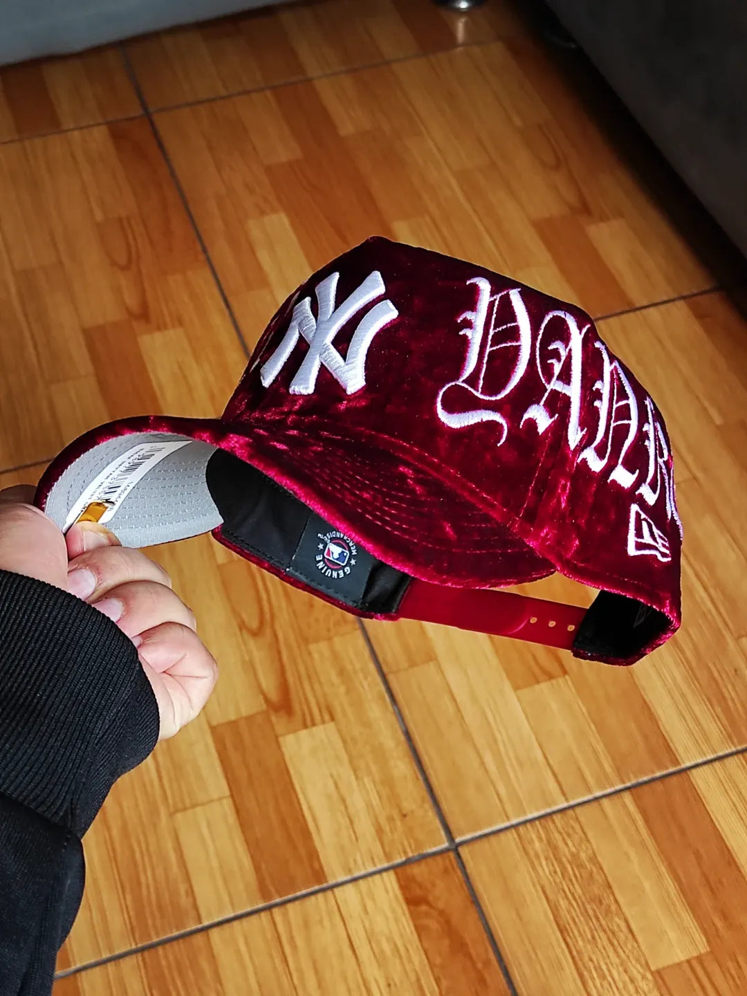 New Era New York Yankees' Velvet' 9FORTY A-Frame Snapback