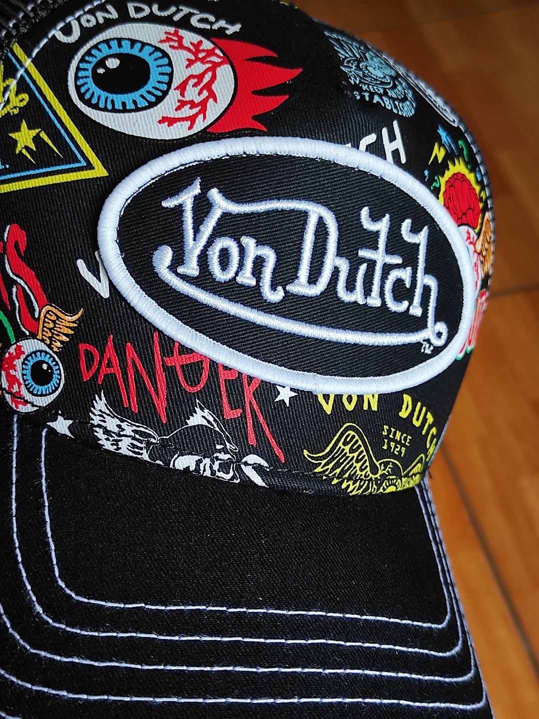 Gorra Con Dutch Jax Black Trucker Hat