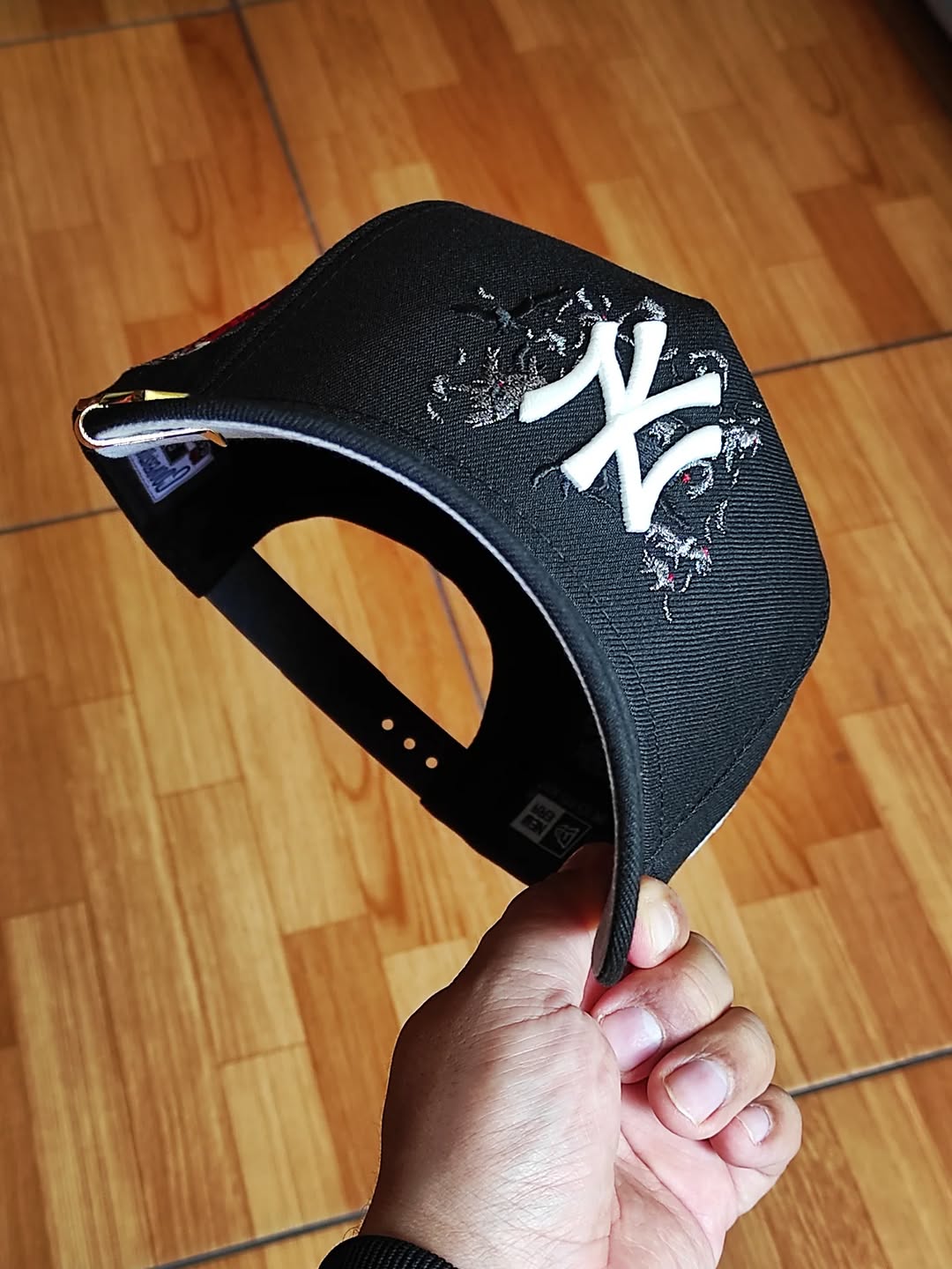 New Era New York Yankees Subway Series 2000 Black Prime Edition 9Forty A Frame Snapback glow 🔦 brilla en la oscuridad