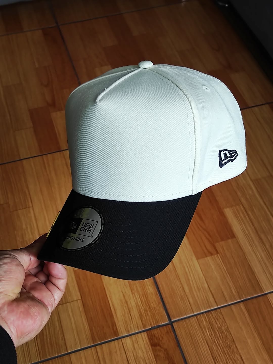 Gorra New Era Japan🇯🇵 Essential Ajustable A-frame chrome negra