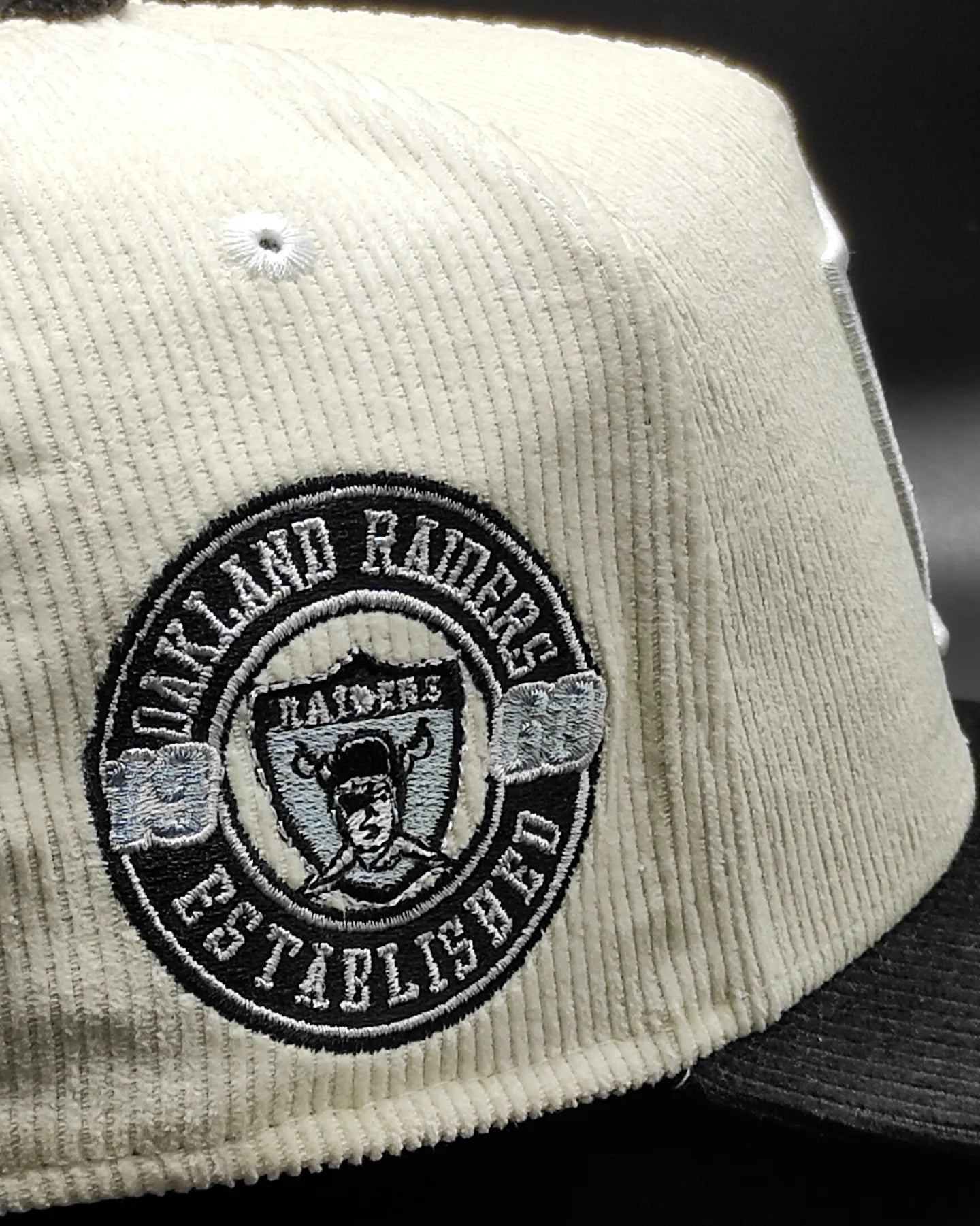 New Era Las Vegas Raiders 2 tonos Corduroy 9 forty aframe 🔲