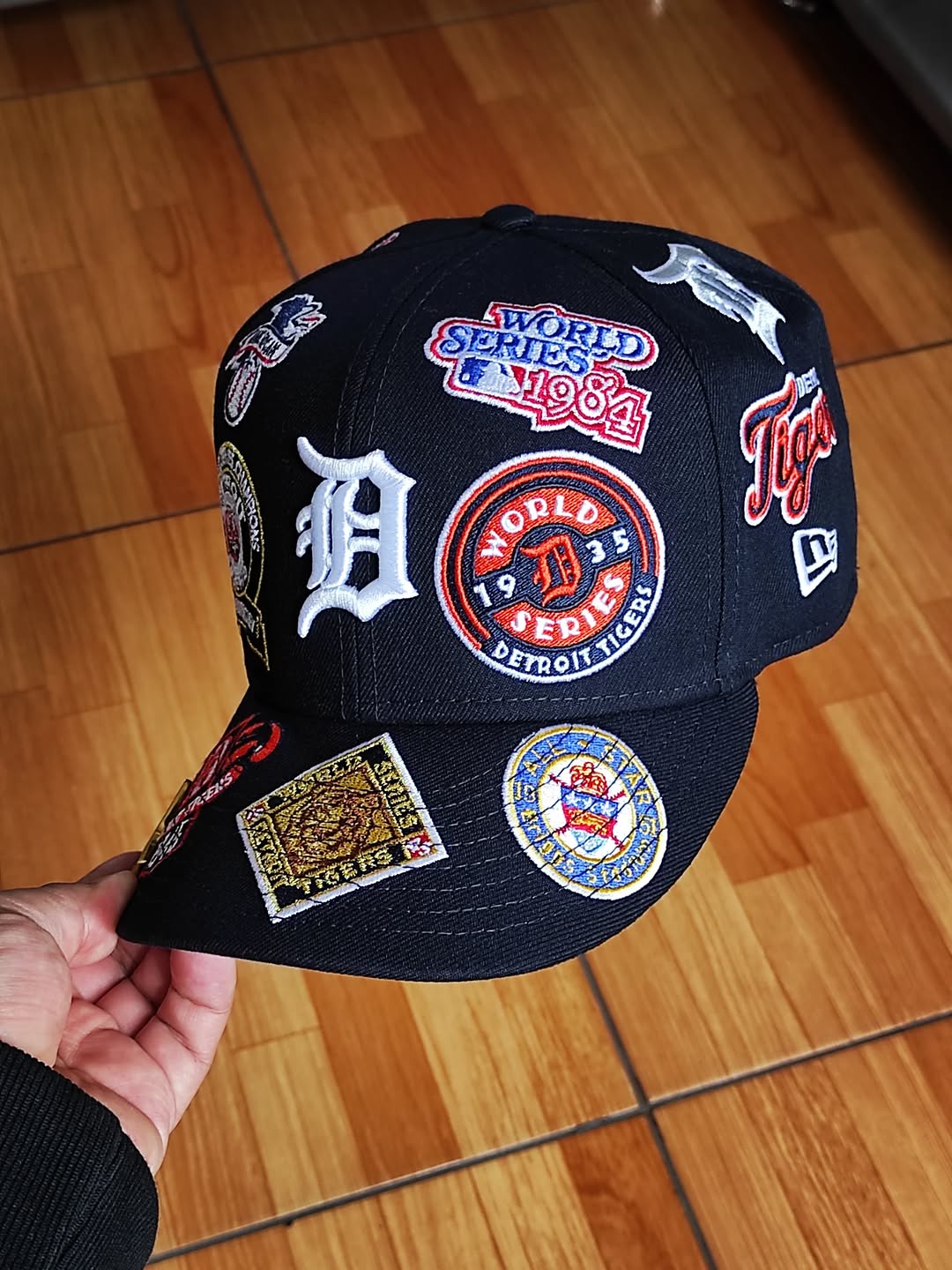 Navy Blue Detroit Tigers All Over Logo Gray Bottom 59FIFTY New Era Fitted