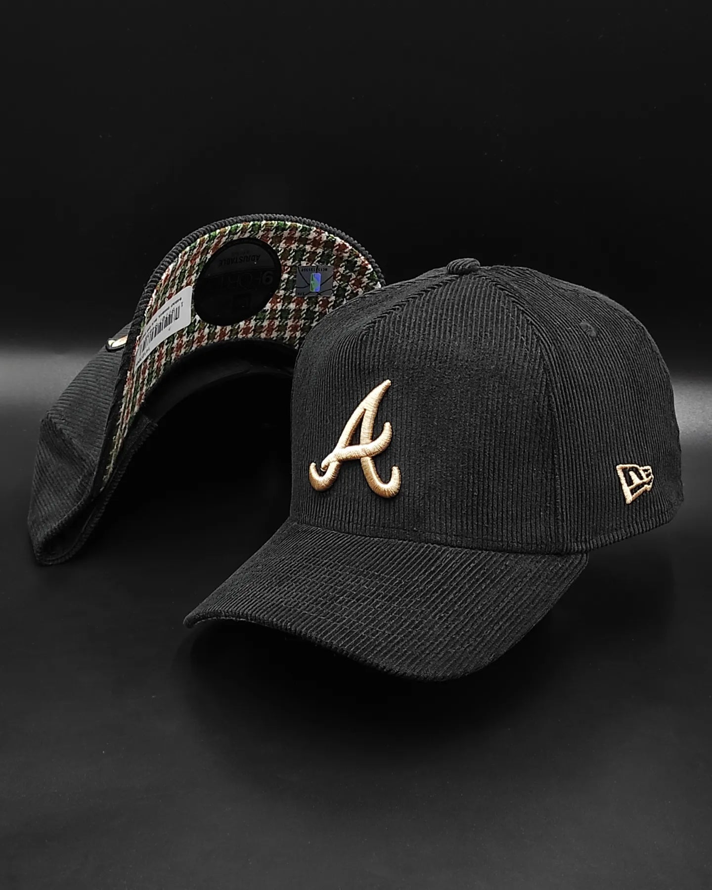 New Era Atlanta braves"Corduroy Black" 9 Forty A-FRAME snapback