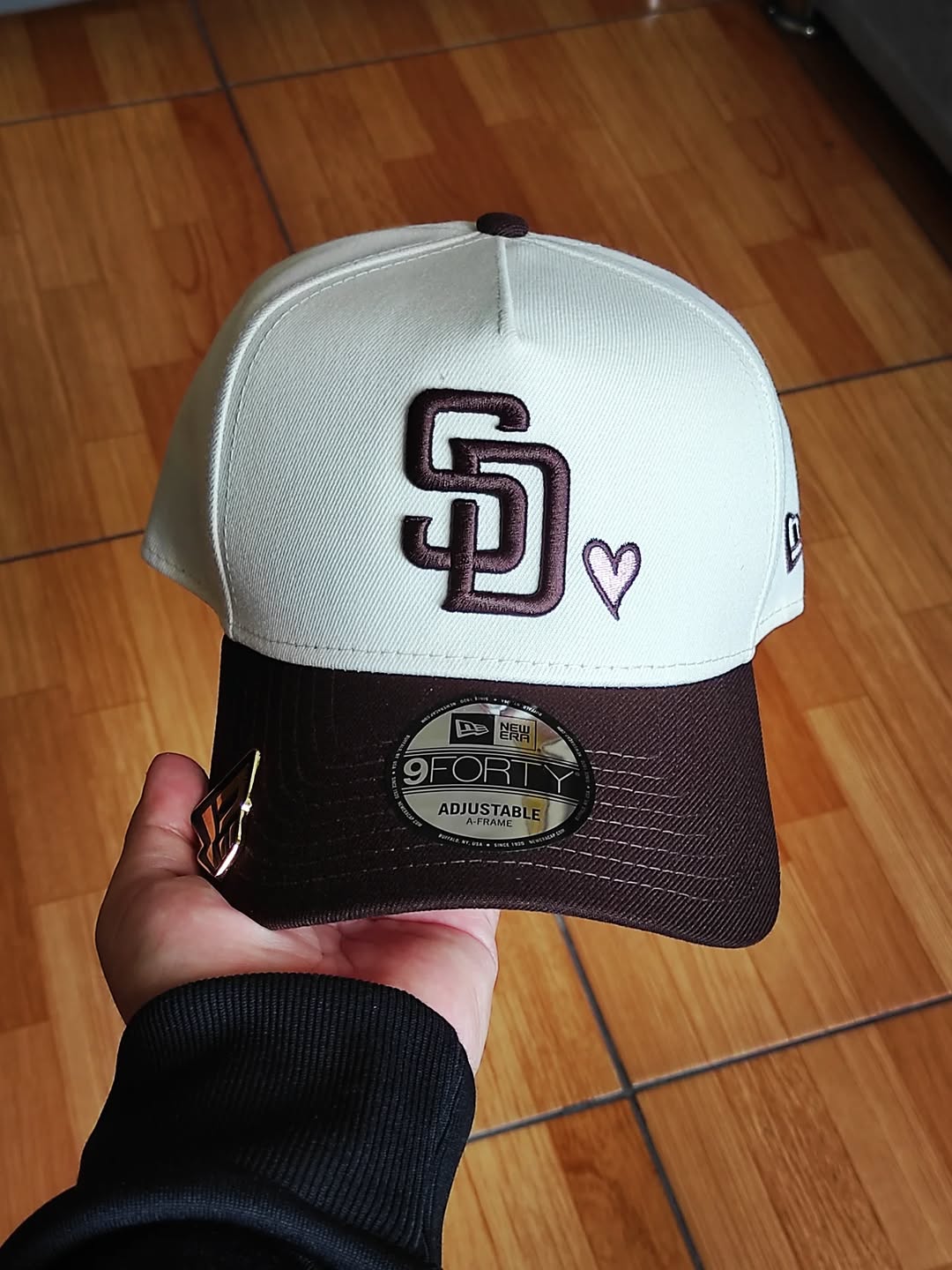 San Diego Padres 'Pink Satin Hearts Walnut' 9FORTY A-Frame Snapback