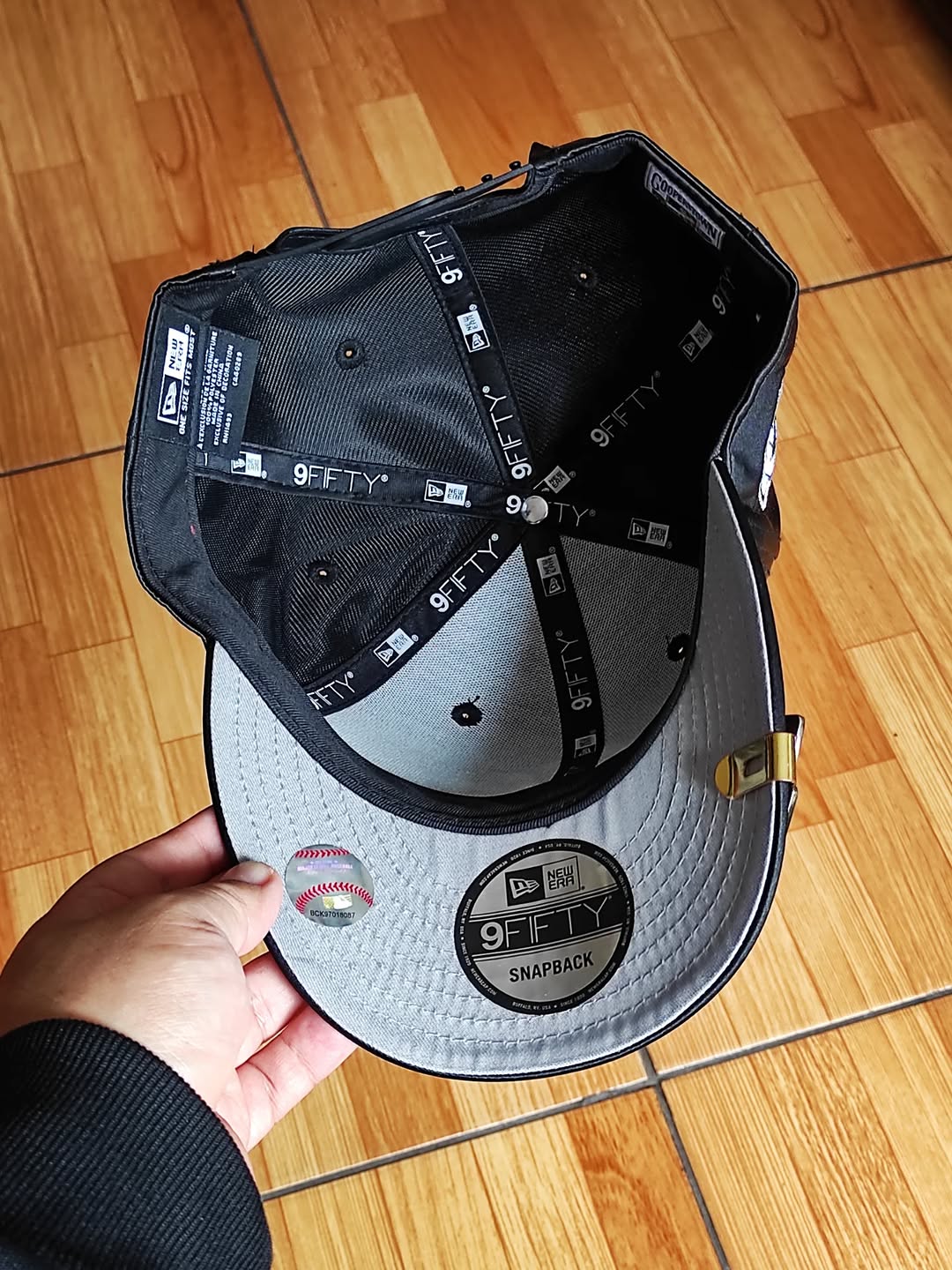 New Era New York Yankees World Series satinada black edition 9FIFTY SNAPBACK