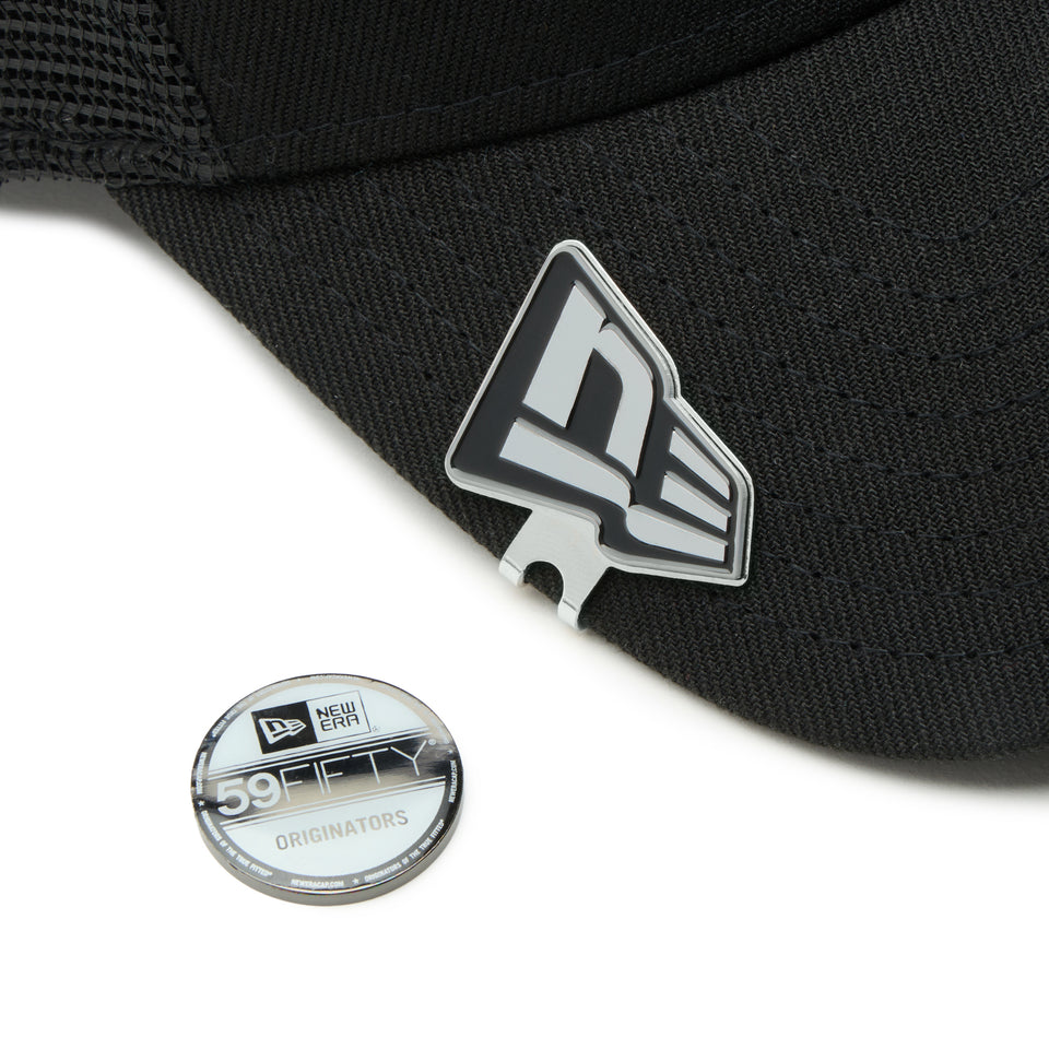 New Era Flag Metallic Silver Pin
