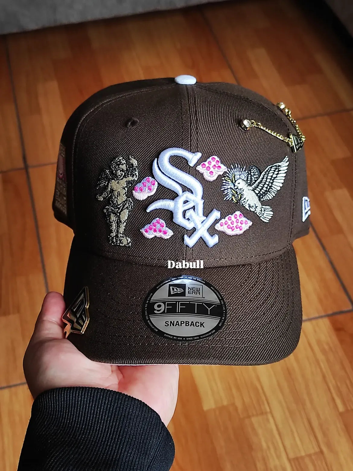 New Era Exclusiva 9FIFTY Marron Chicago White Sox  All Star Game side patch uv pink