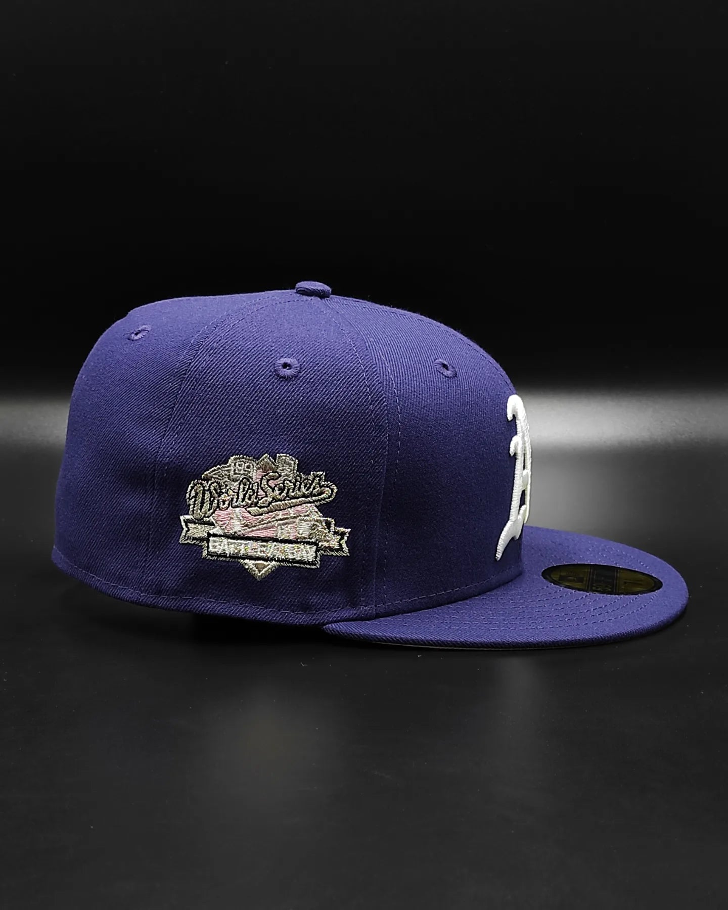 New Era Oakland Athletics 59 fifty world series patch pink uv hat - morado