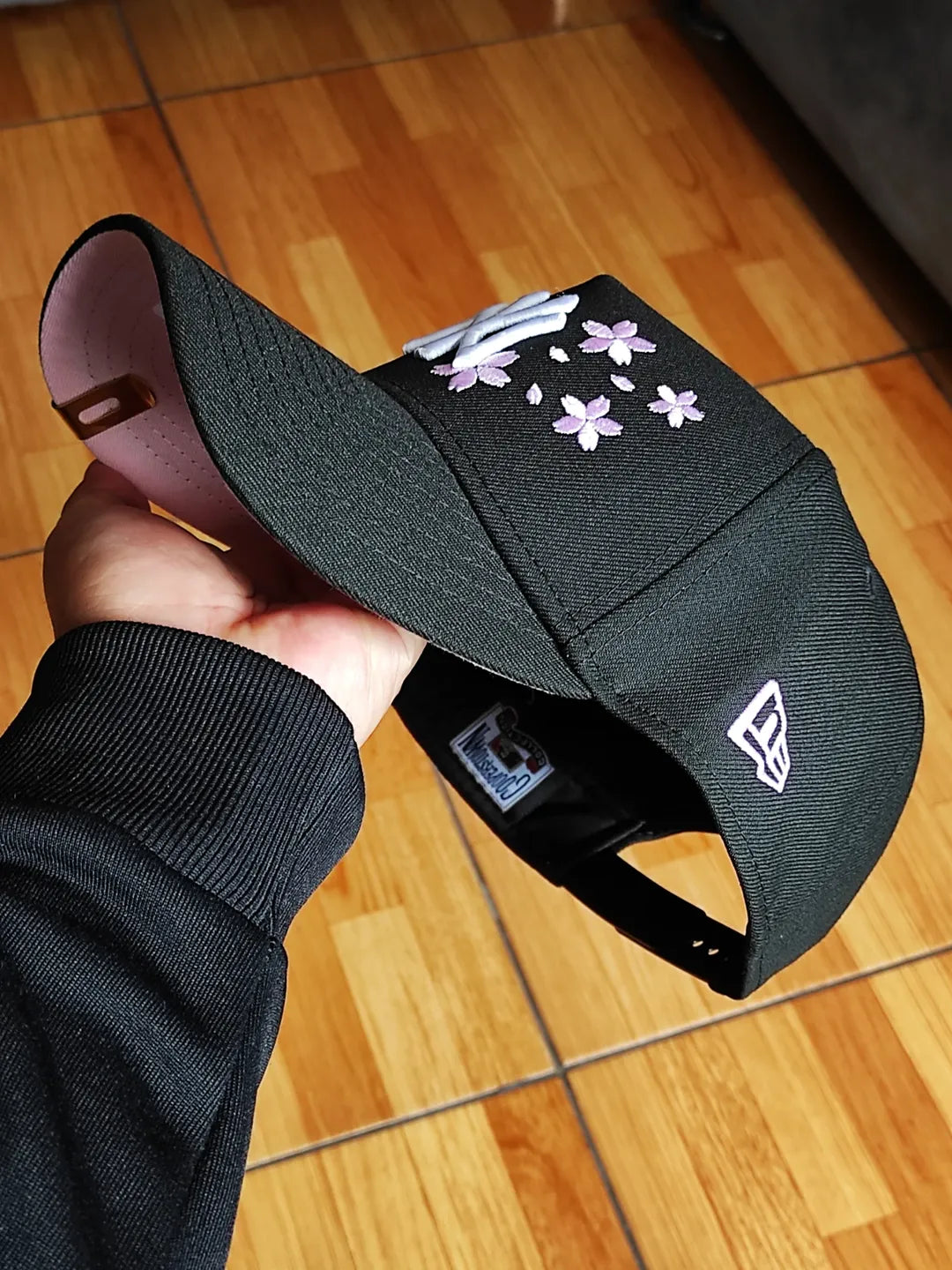 New Era New York Yankees world series cherry Blossom🌸  BLACK 9forty a frame