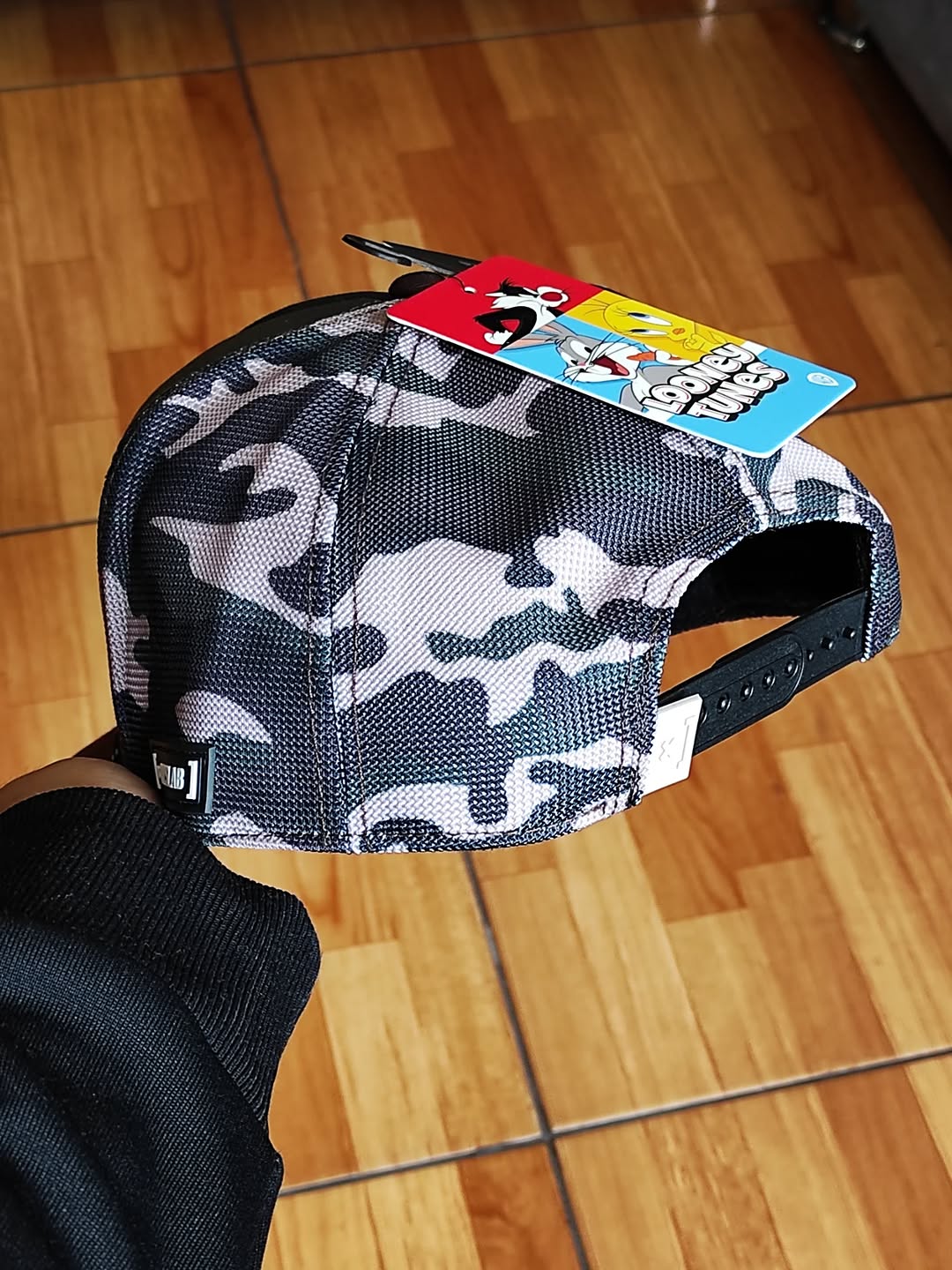 Trucker multicolor Diablo de Tasmania Looney Tunes de Capslab