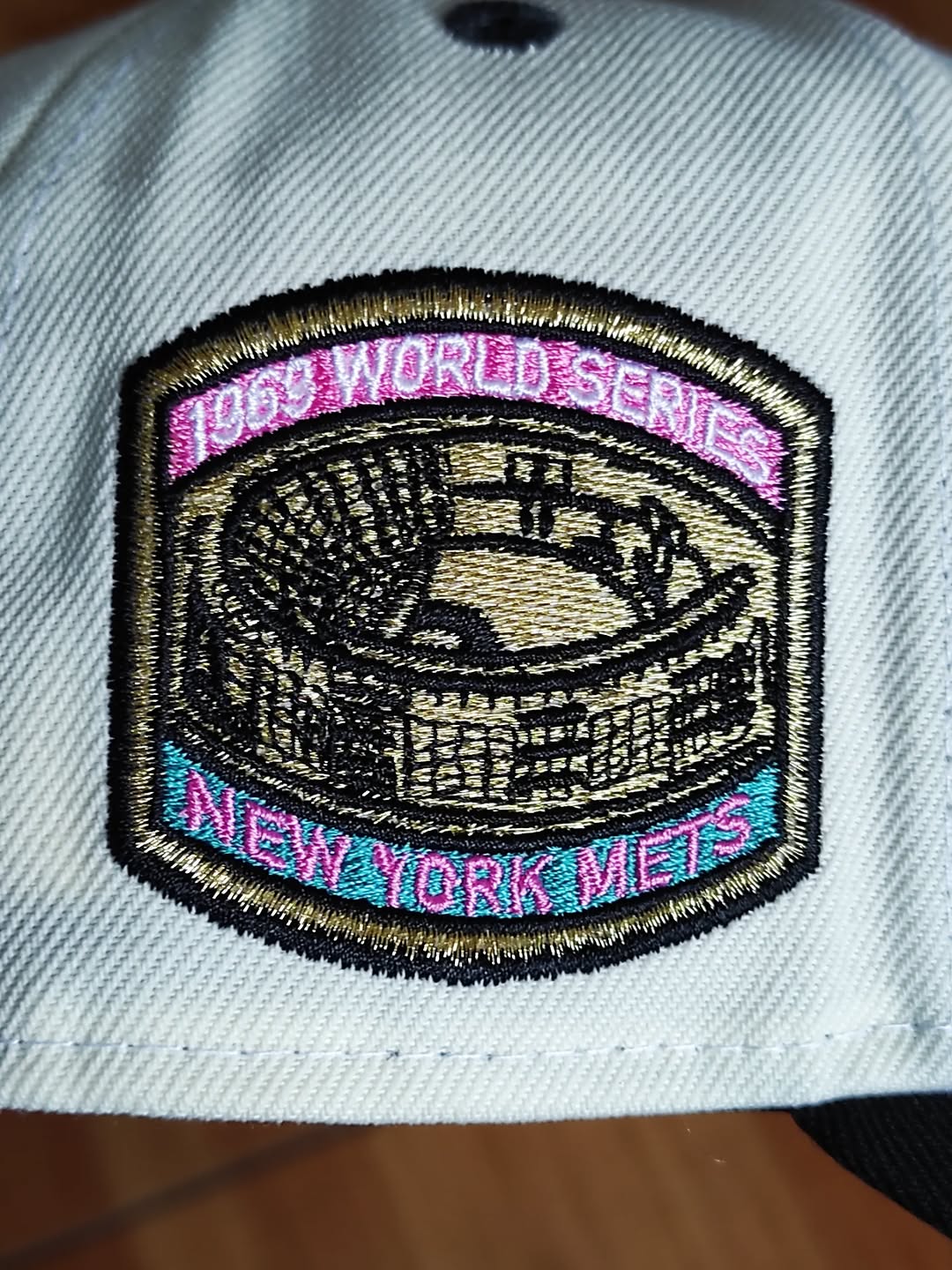 New Era New York Mets World Series 1969 Rose Chrome Edition 9Forty A Frame Snapback