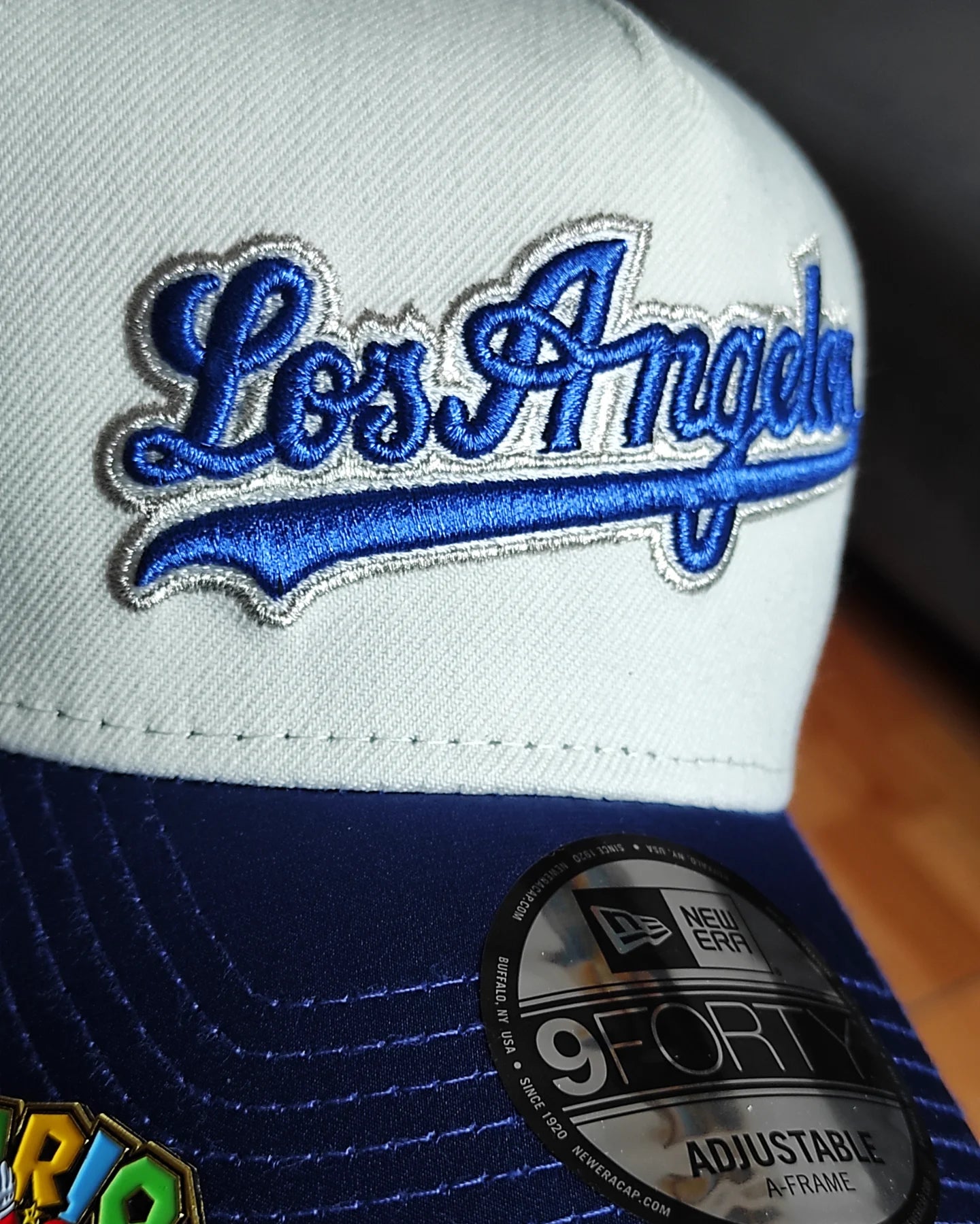 New Era Los Angeles Dodgers Chrome víscera Satinada Two Tone A Frame 9Forty Snapback Hat