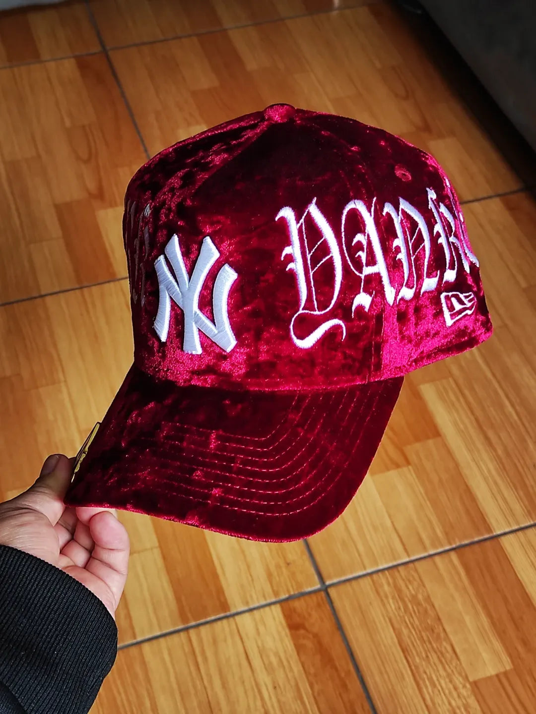New Era New York Yankees' Velvet' 9FORTY A-Frame Snapback