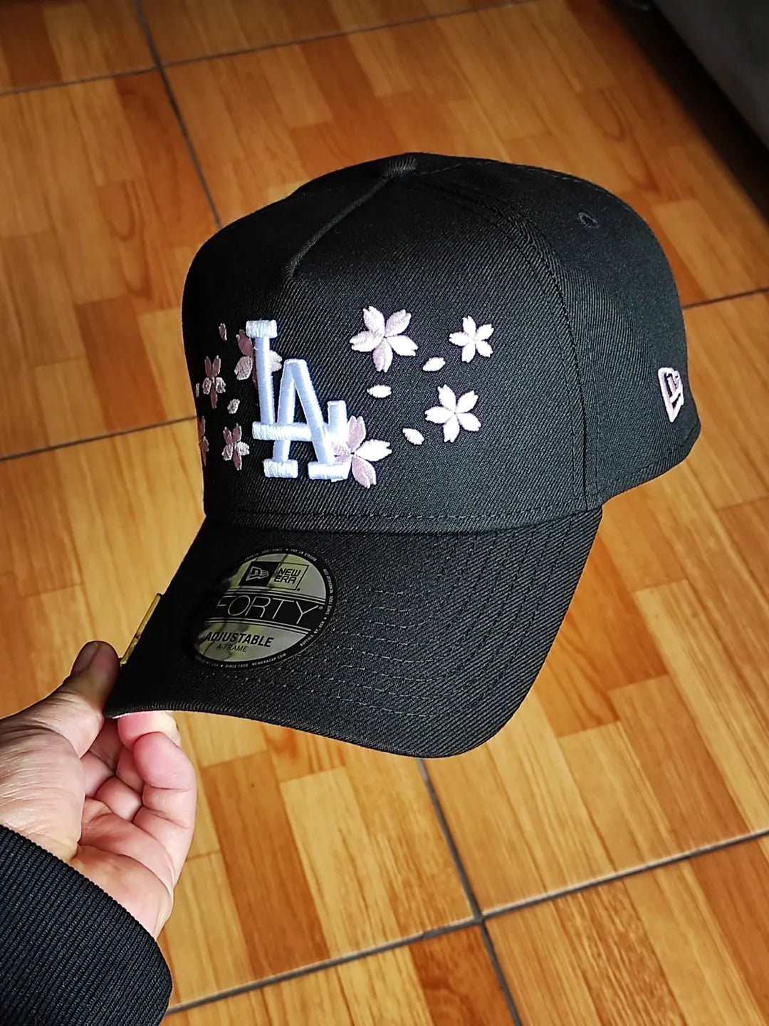 New Era Los Angeles Dodgers cherry Blossom🌸 Tokyo series 2025 BLACK 9forty a frame