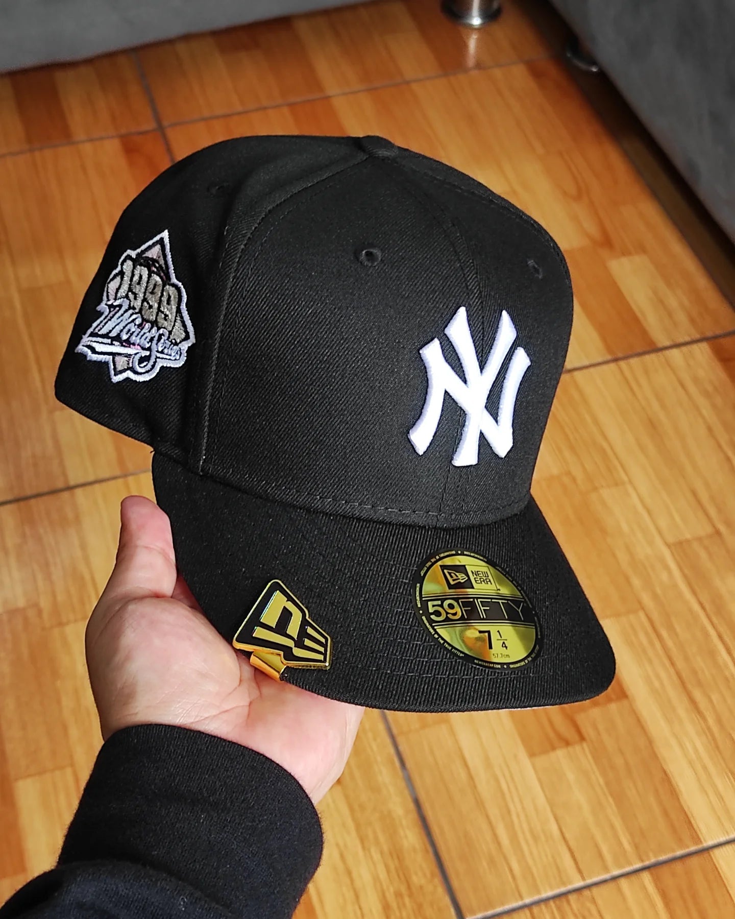 New Era New York Yankees World series 1999 black / pink  59fifty fitted