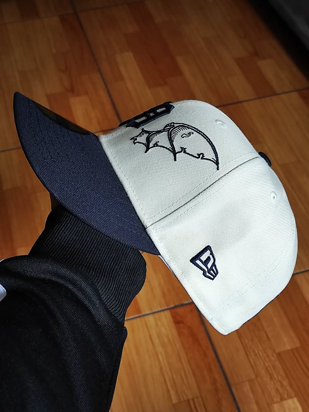 Gorra Detroit Tigers MLB Team Wings 59FIFTY Fitted Beige Claro