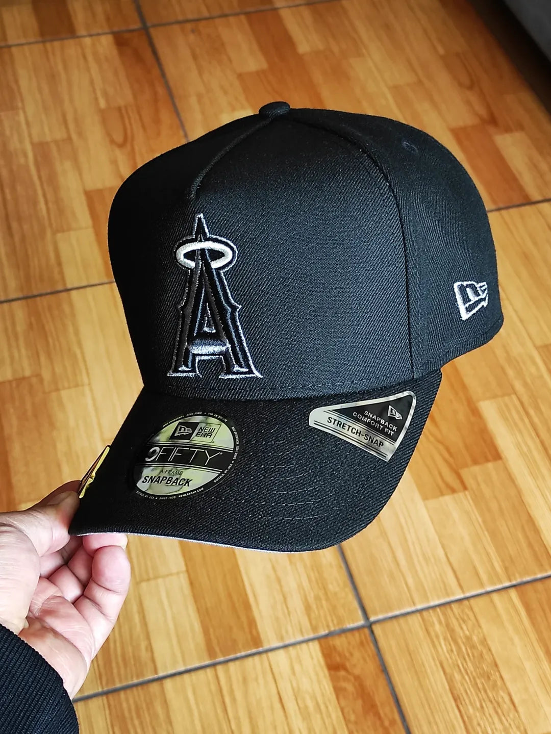 New Era Anaheim Angels world champions 9FIFTY AFRAME Snapback