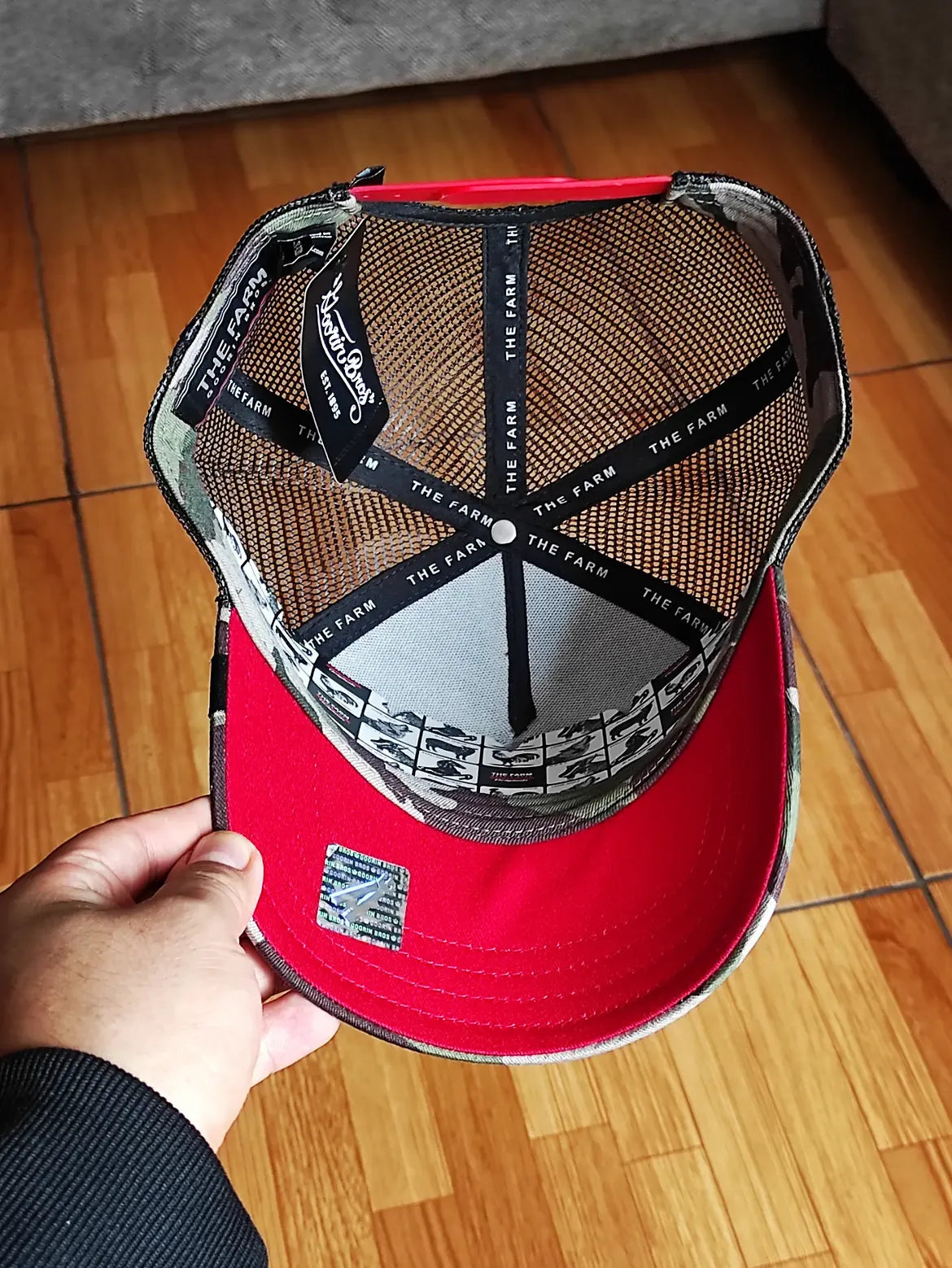 Gorra trucker camuflaje pantera Panther Camouflage Seasonal The Farm de Goorin Bros.