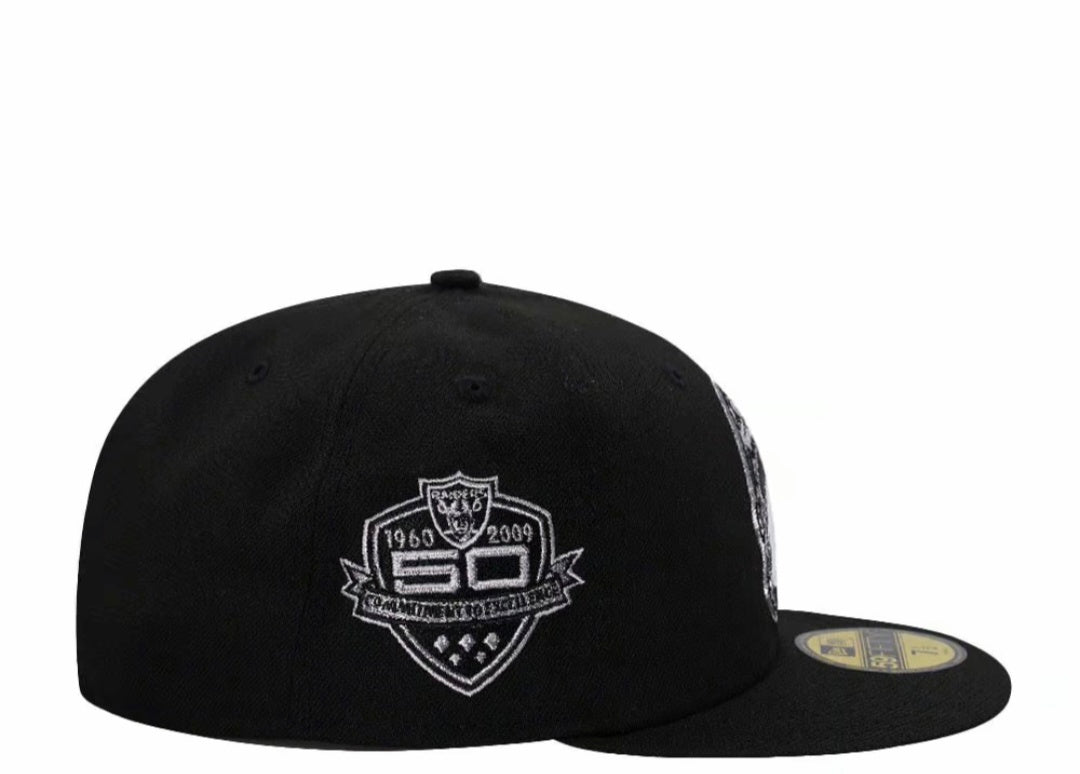 New Era Las Vegas Raiders 50th Anniversary Skull Black Prime Edition 59Fifty Fitted Hat