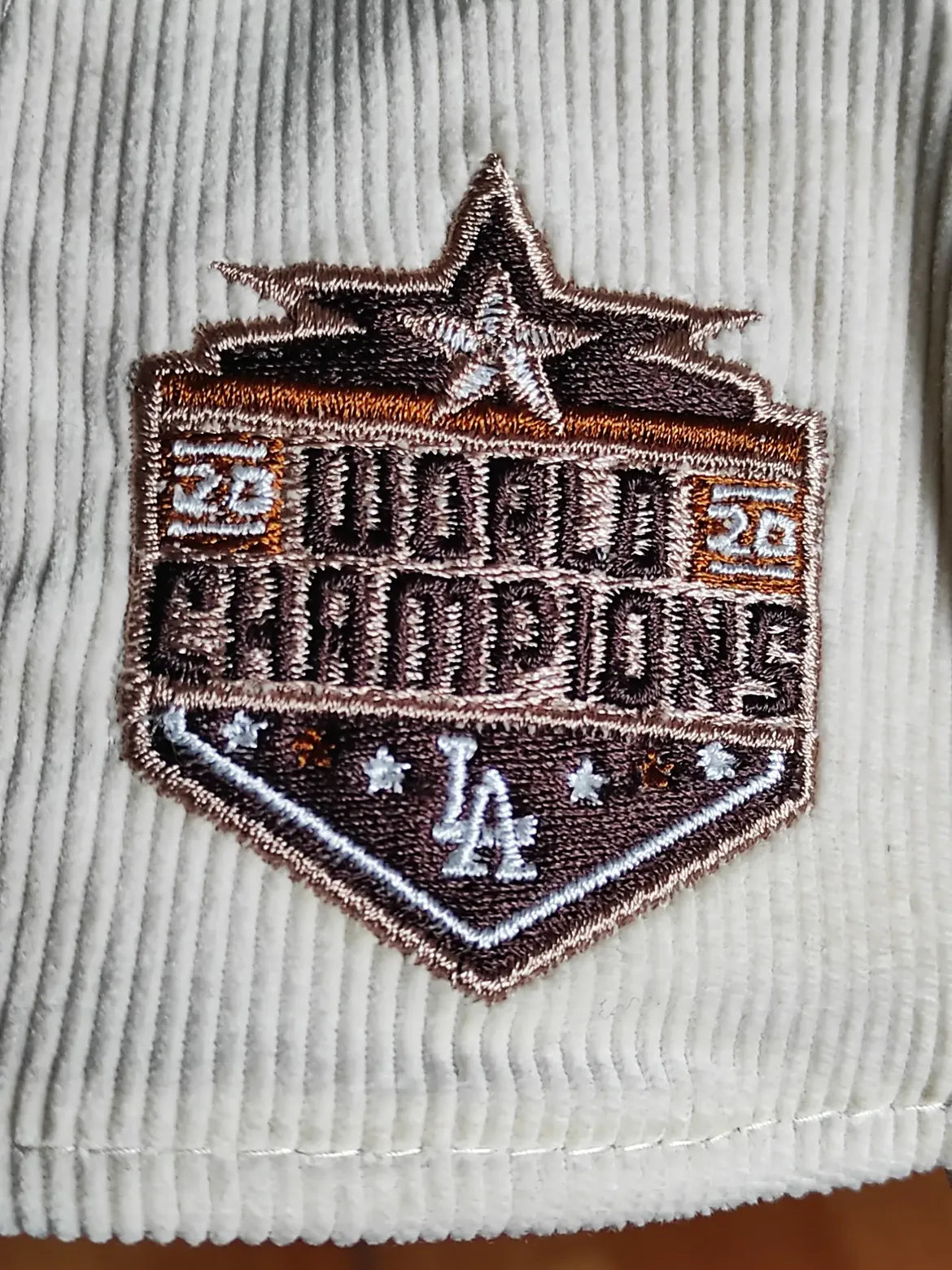 New Era 9FORTY a frame Los Angeles Dodgers 2020 world series champions corduroy Snapback