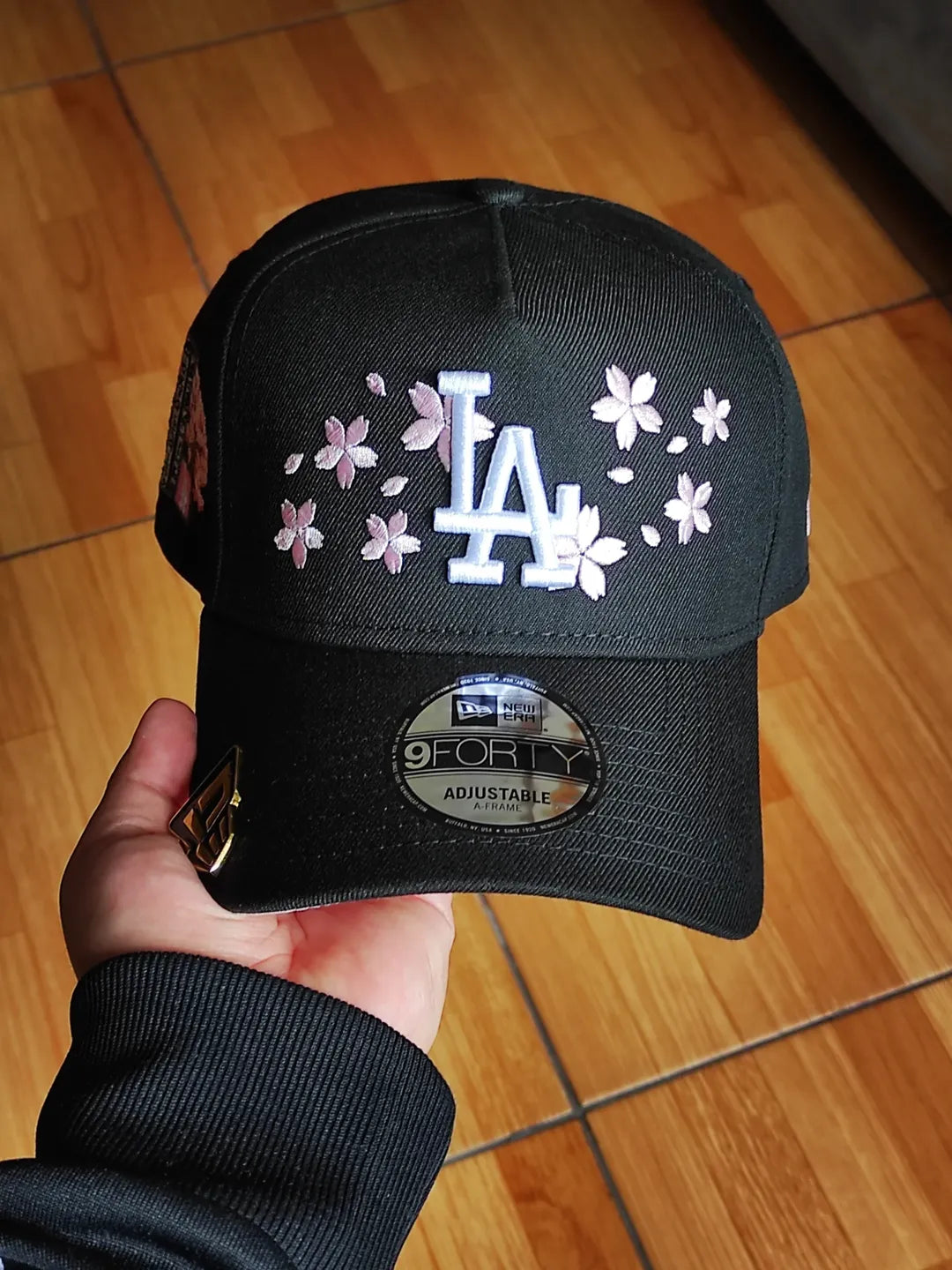 New Era Los Angeles Dodgers cherry Blossom🌸 Tokyo series 2025 BLACK 9forty a frame