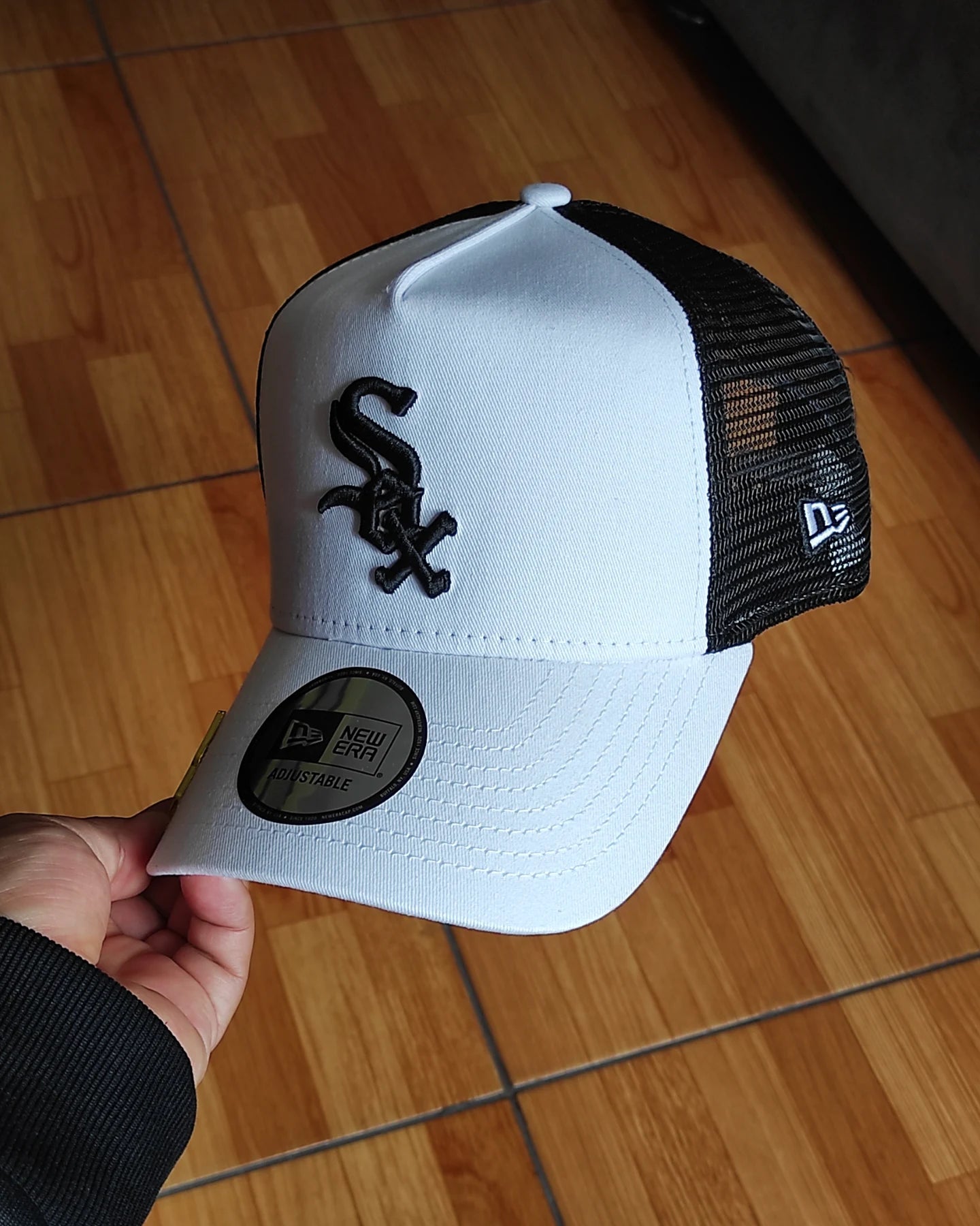 New Era Chicago White Sox  white/black Trucker a-frame