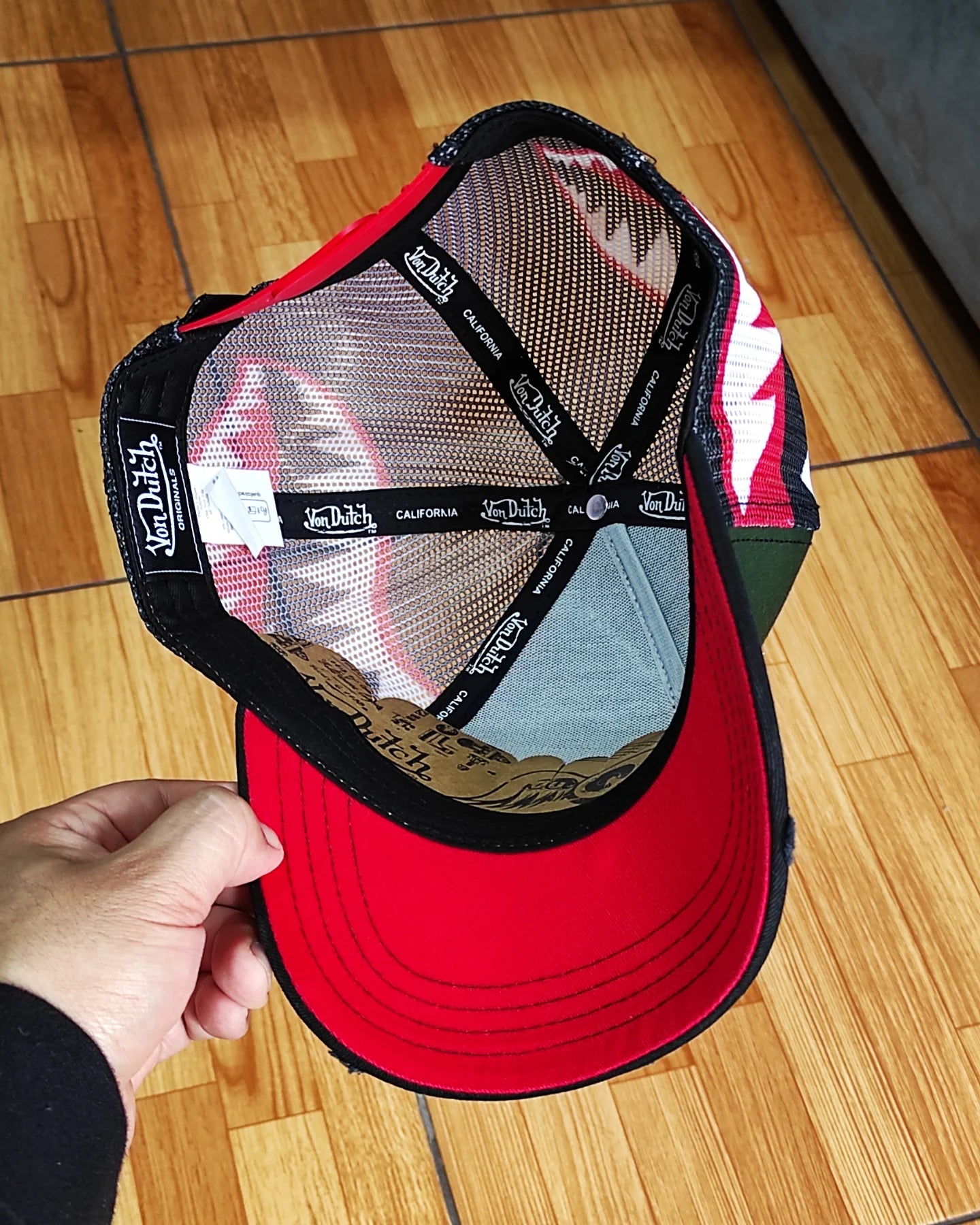 Gorra exclusiva Vondutch camo spirit trucker