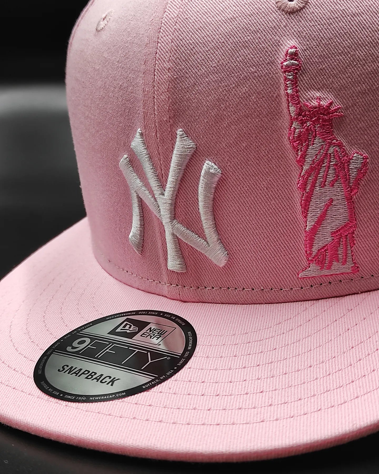 New Era New York Yankees 1999 world series colección Liberty 🗽 9 FIFTY Snapback - pink