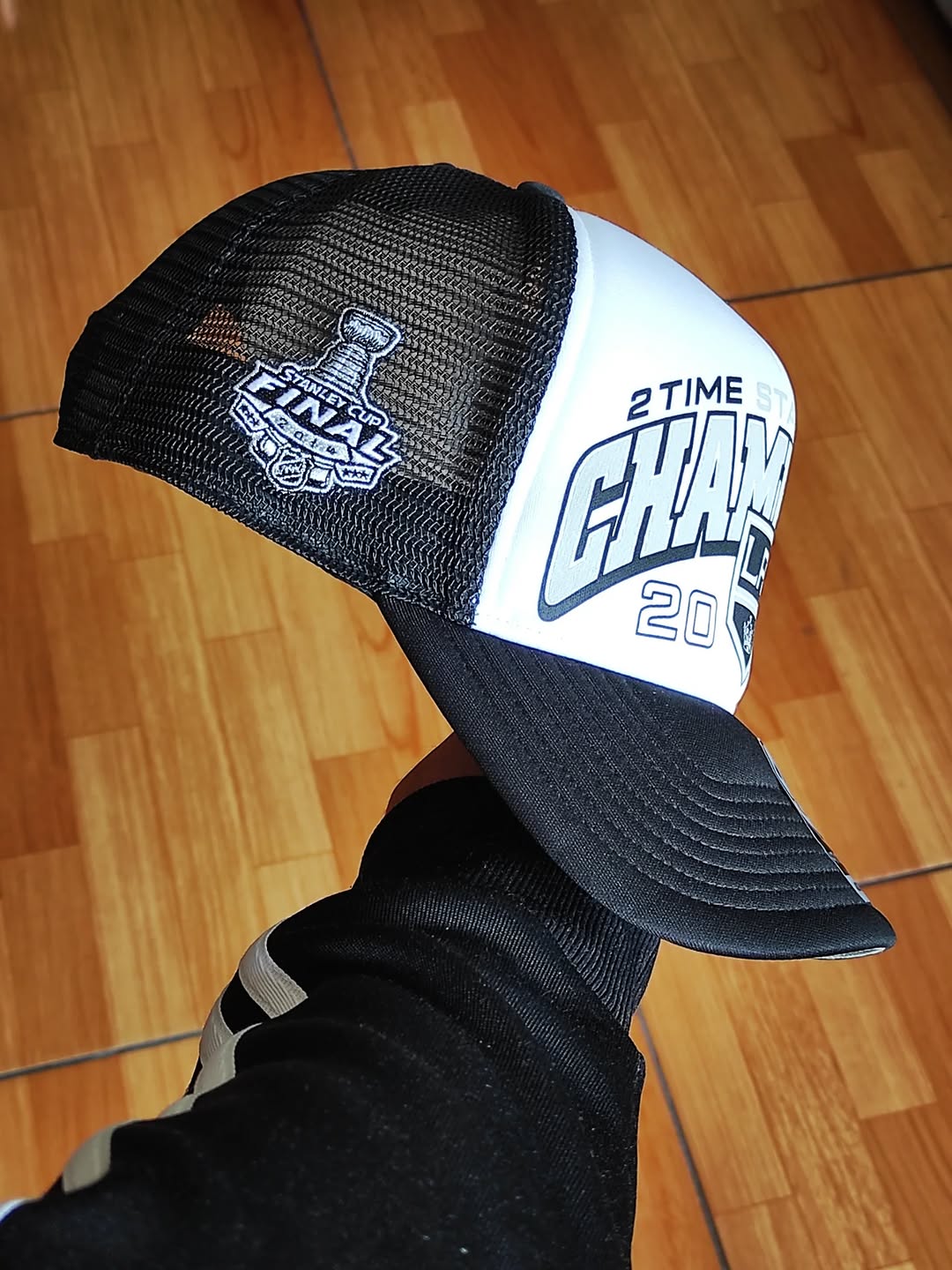 47Brand Los Angeles Kings vintage 2014 Stanley cup black foam Trucker Snapback