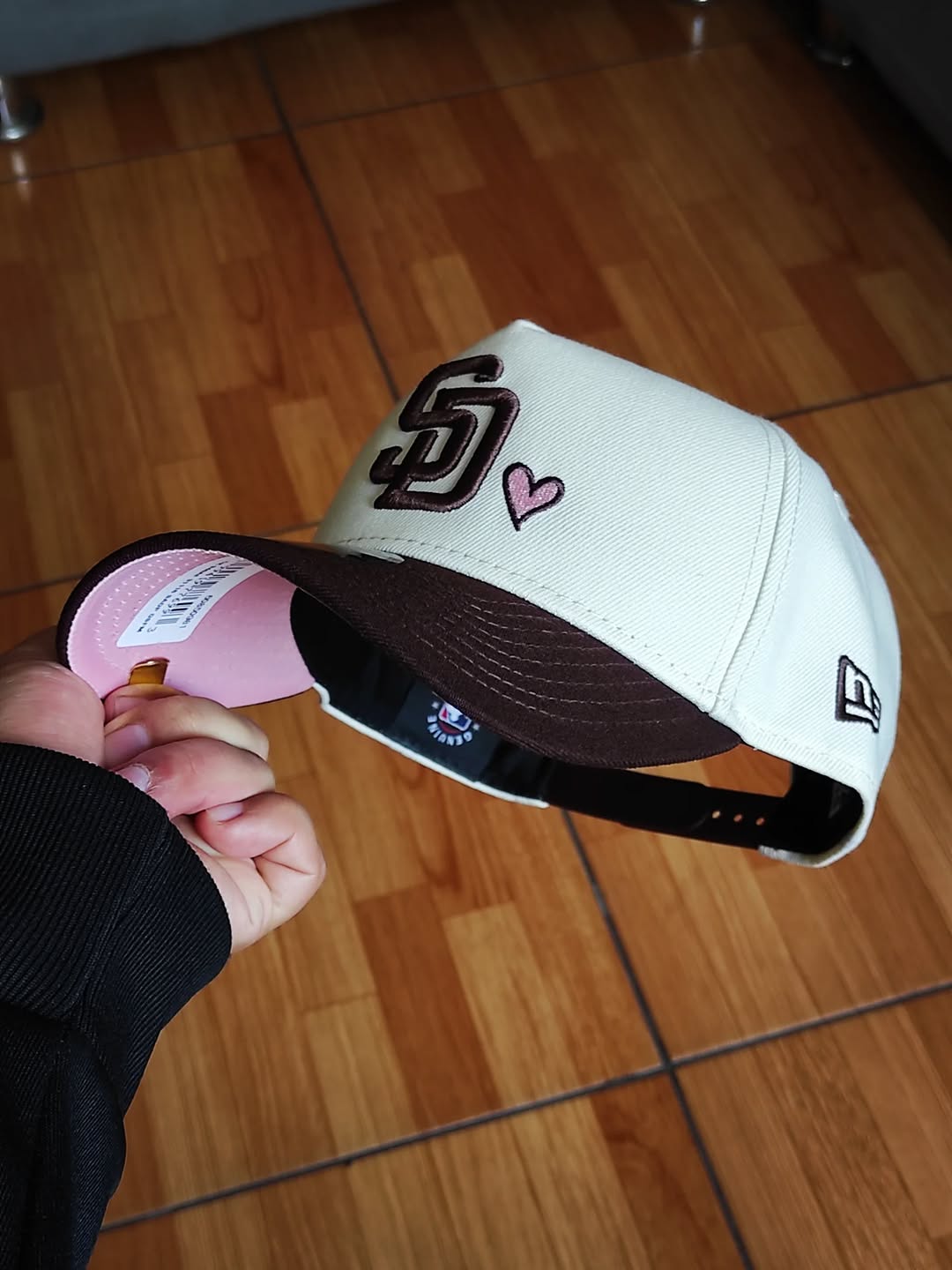 San Diego Padres 'Pink Satin Hearts Walnut' 9FORTY A-Frame Snapback