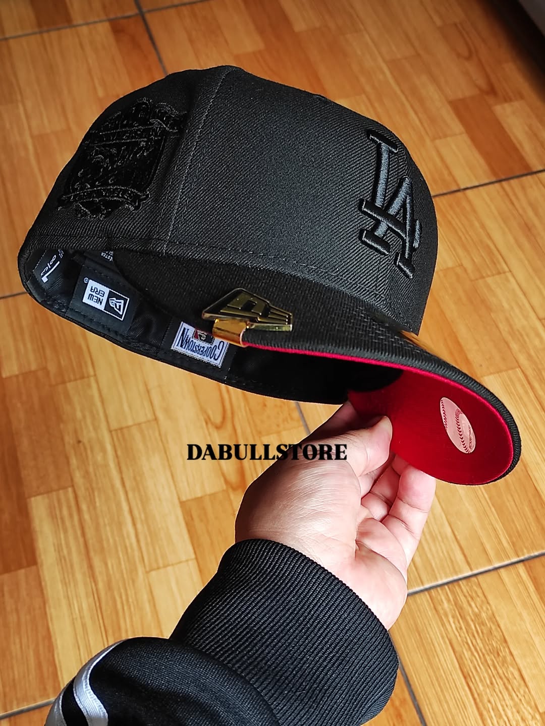 New Era Los Angeles Dodgers 40th Anniversary Black Out Red Edition 59Fifty Fitted Hat