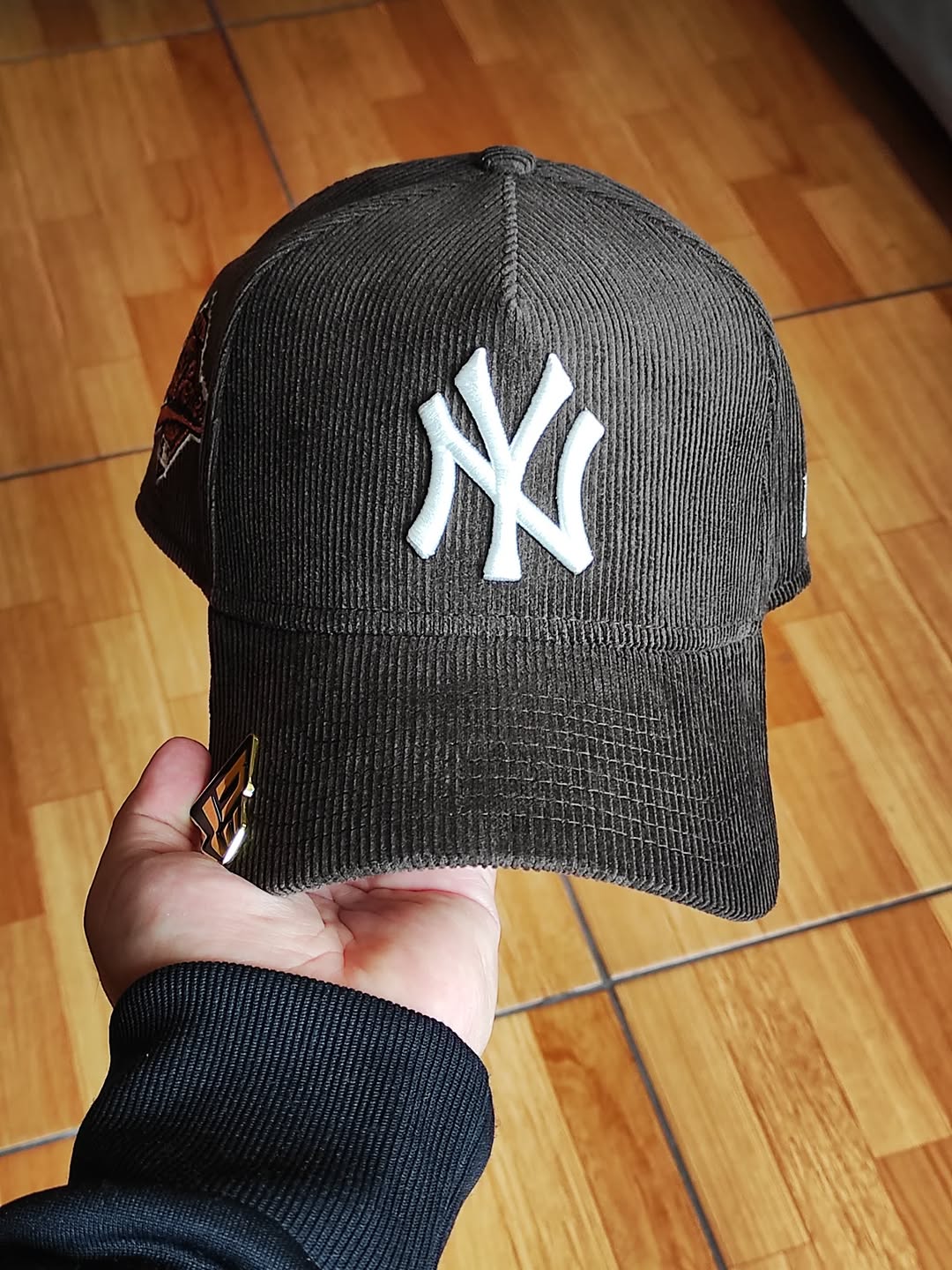 New era New York Yankees World Series 1996 Brown cord. 9FORTY A-FRAME Snapback