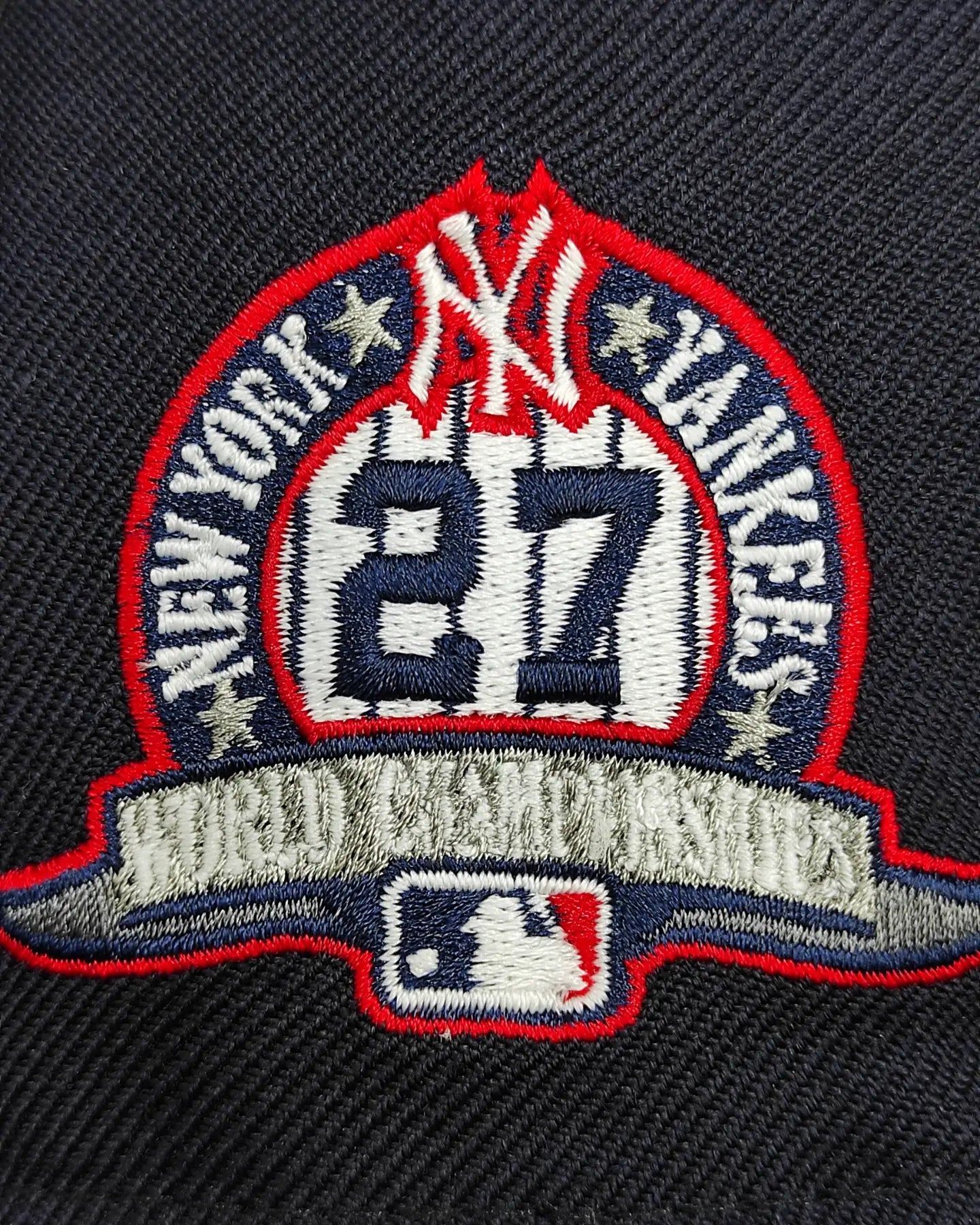New Era New York Yankees 27world champions colección rose🌹navy 9fifty Snapback - glow in the dark 🔦