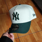 New Era New York Yankees  chrome dark green 9Forty Snapback Hat