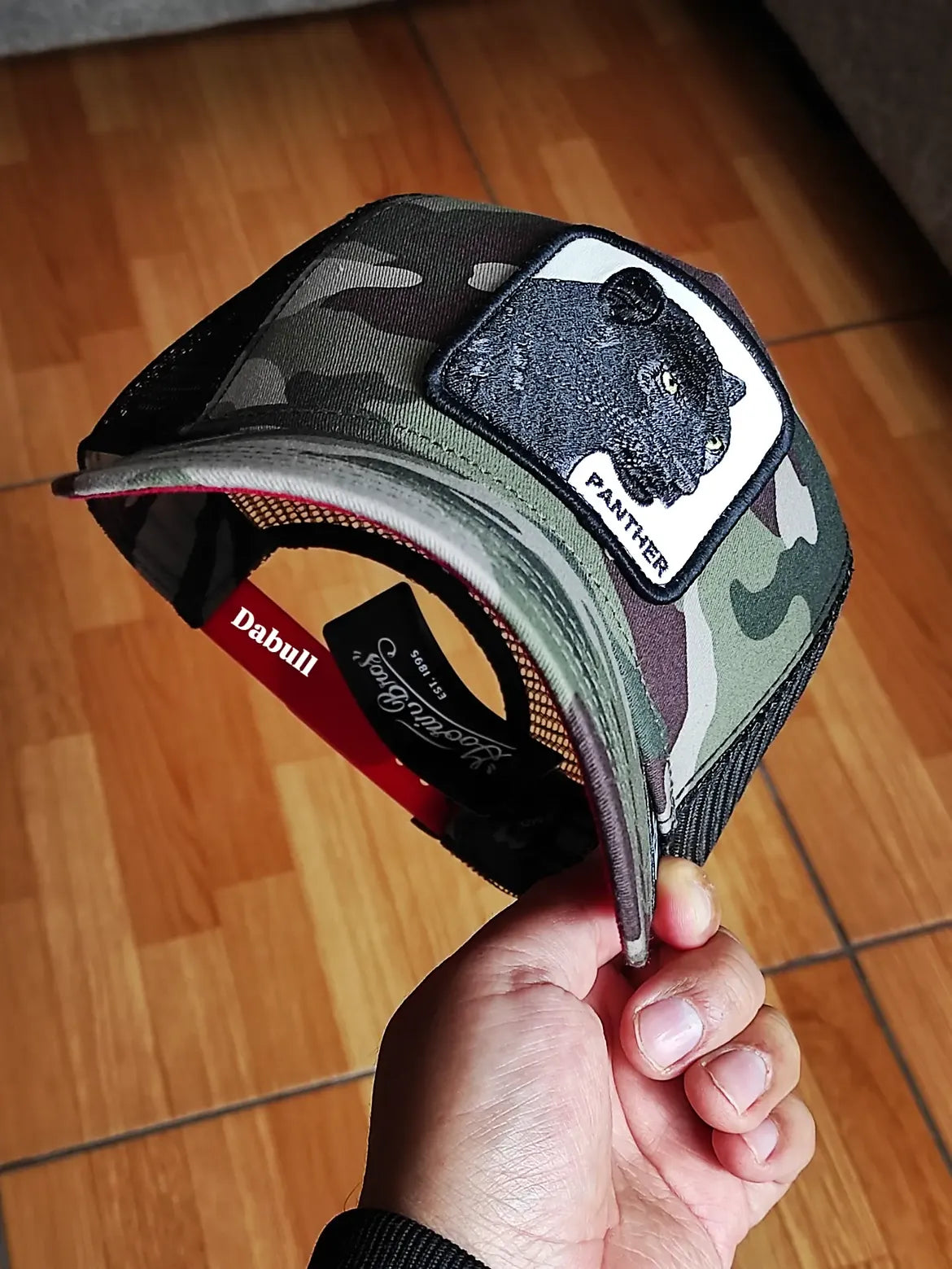Gorra trucker camuflaje pantera Panther Camouflage Seasonal The Farm de Goorin Bros.