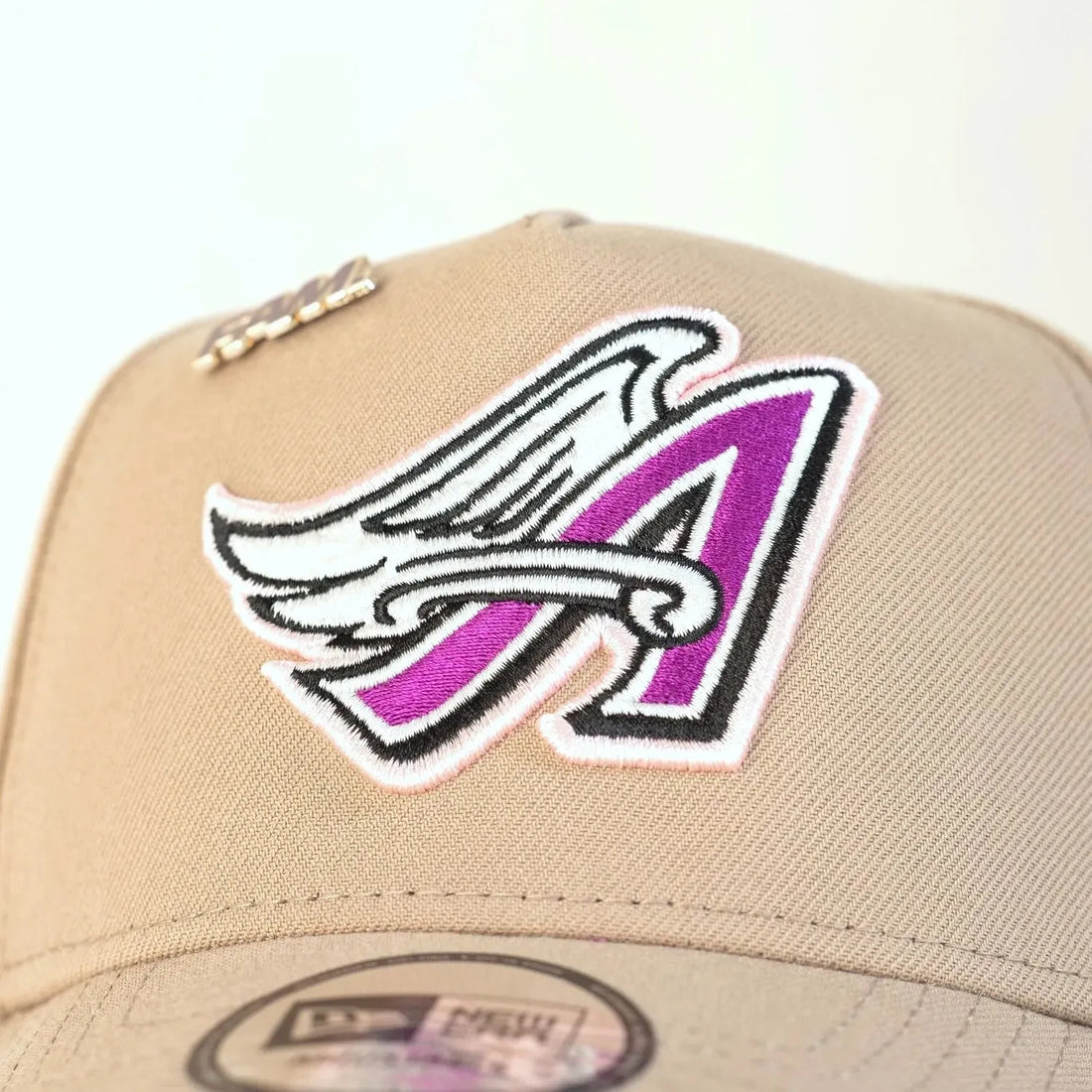 New Era 9Forty A-frame Anaheim Angels 50TH Anniversary Camel / Sparkling Grape 🍇UV CAP + pin 📌
