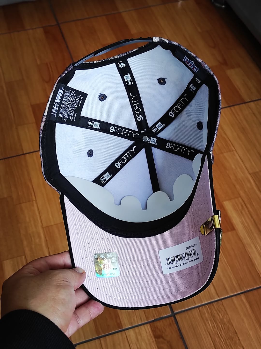 New Era Las Vegas Raiders SKULL ☠️ 9FORTY A-FRAME hat