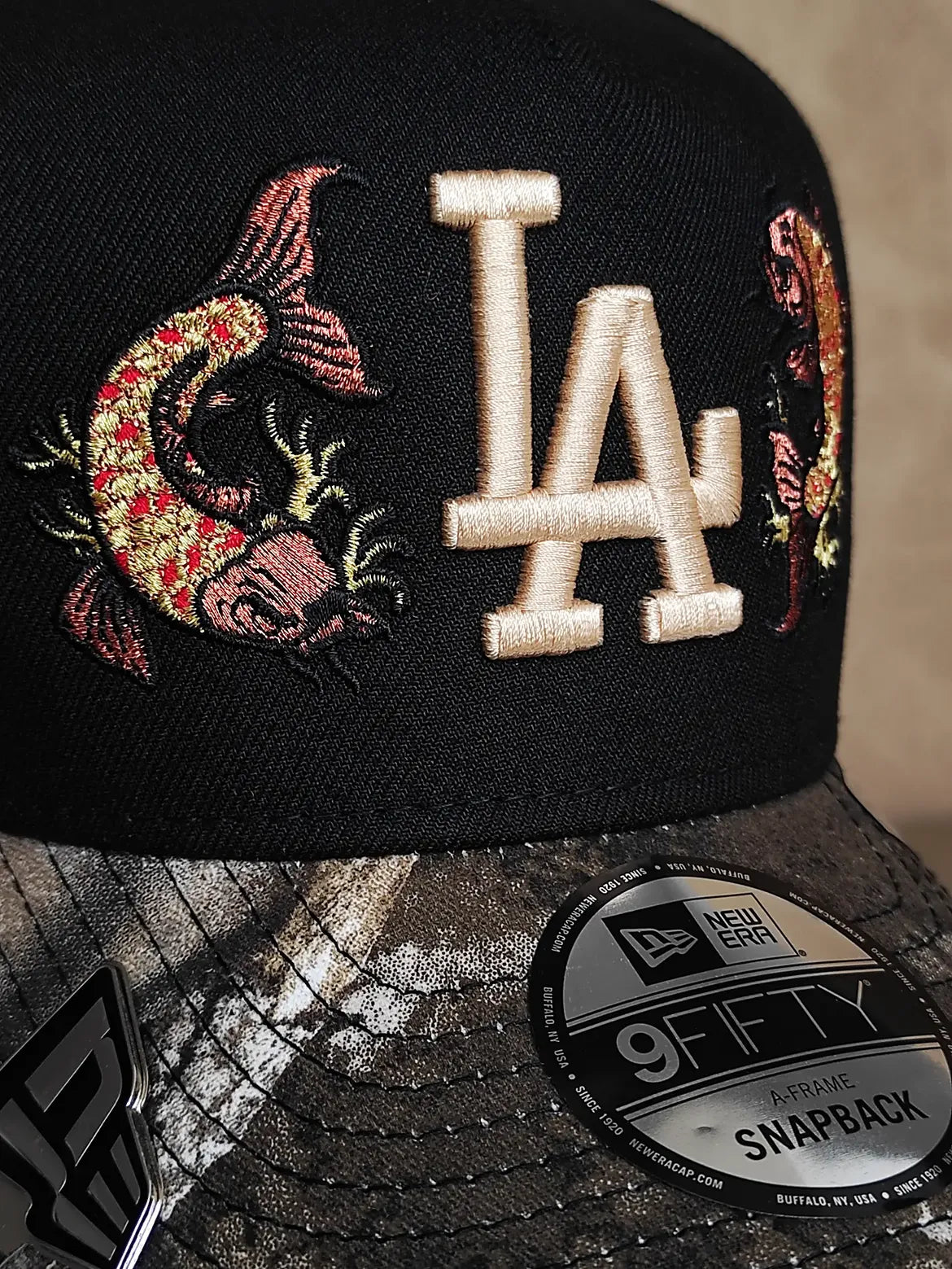 New Era Los Angeles Dodgers Tokyo Series Koi Black Two Tone Edition 9Fifty A Frame Snapback Hat