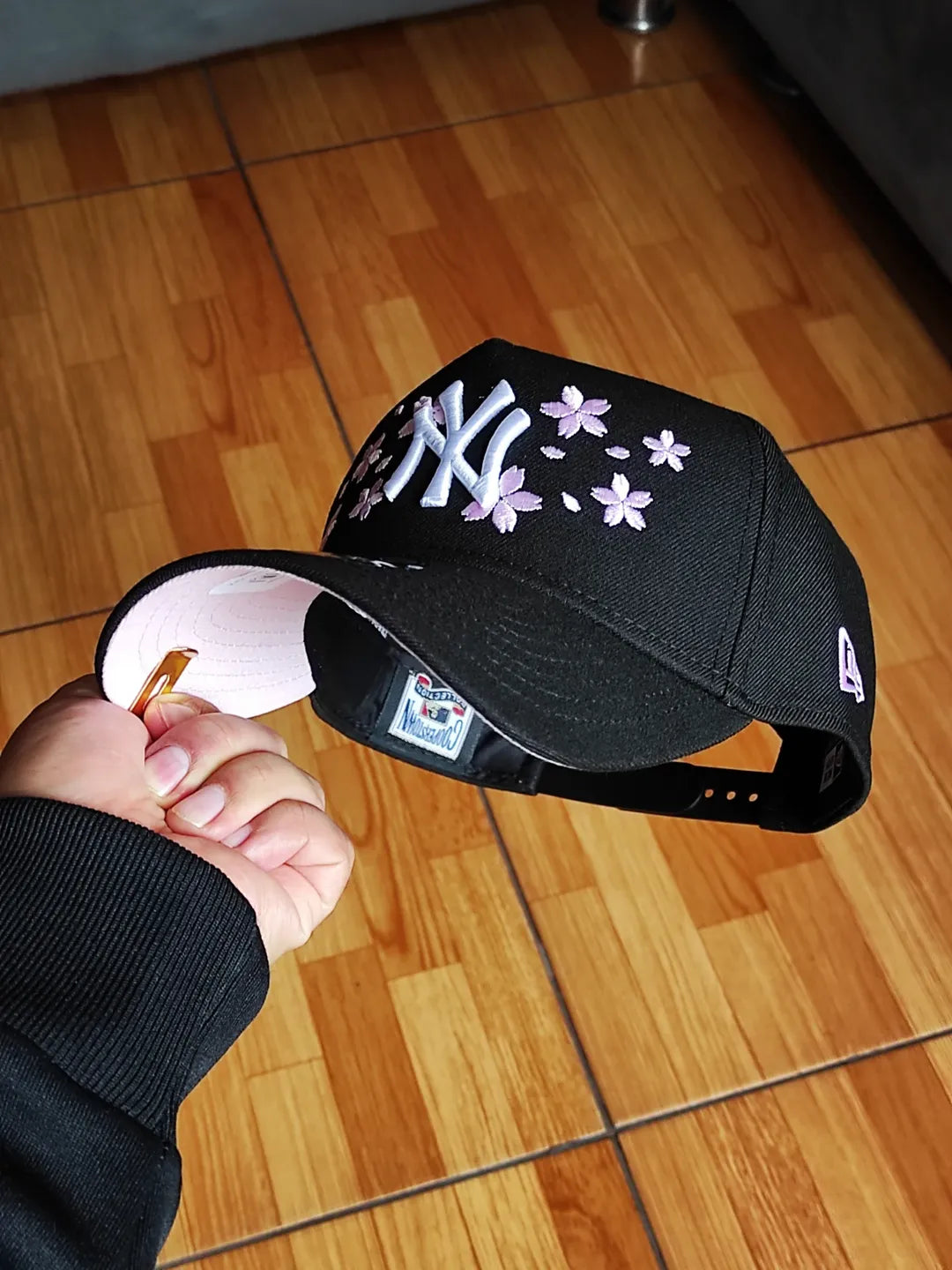 New Era New York Yankees world series cherry Blossom🌸  BLACK 9forty a frame
