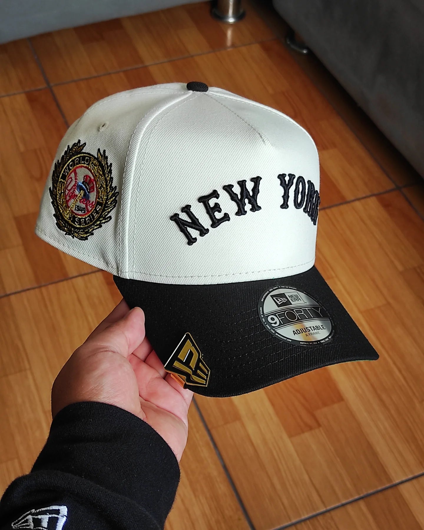 New Era New York Yankees World Series 1949 Chrome Prime Two Tone Edition 9Forty A Frame Snapback Hat