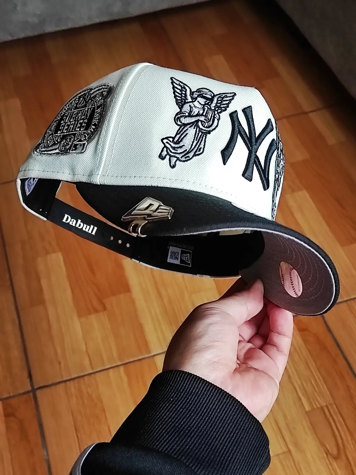 New Era New York Yankees Subway Series Angel Chrome Two Tone Edition 9Fifty A Frame Snapback Hat