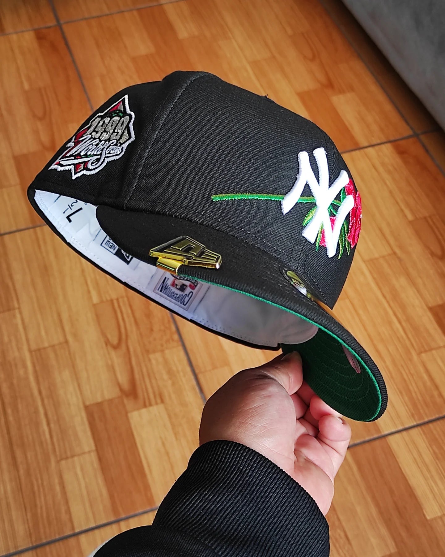 New Era New York Yankees World Series 1999 Black Rose Edition
