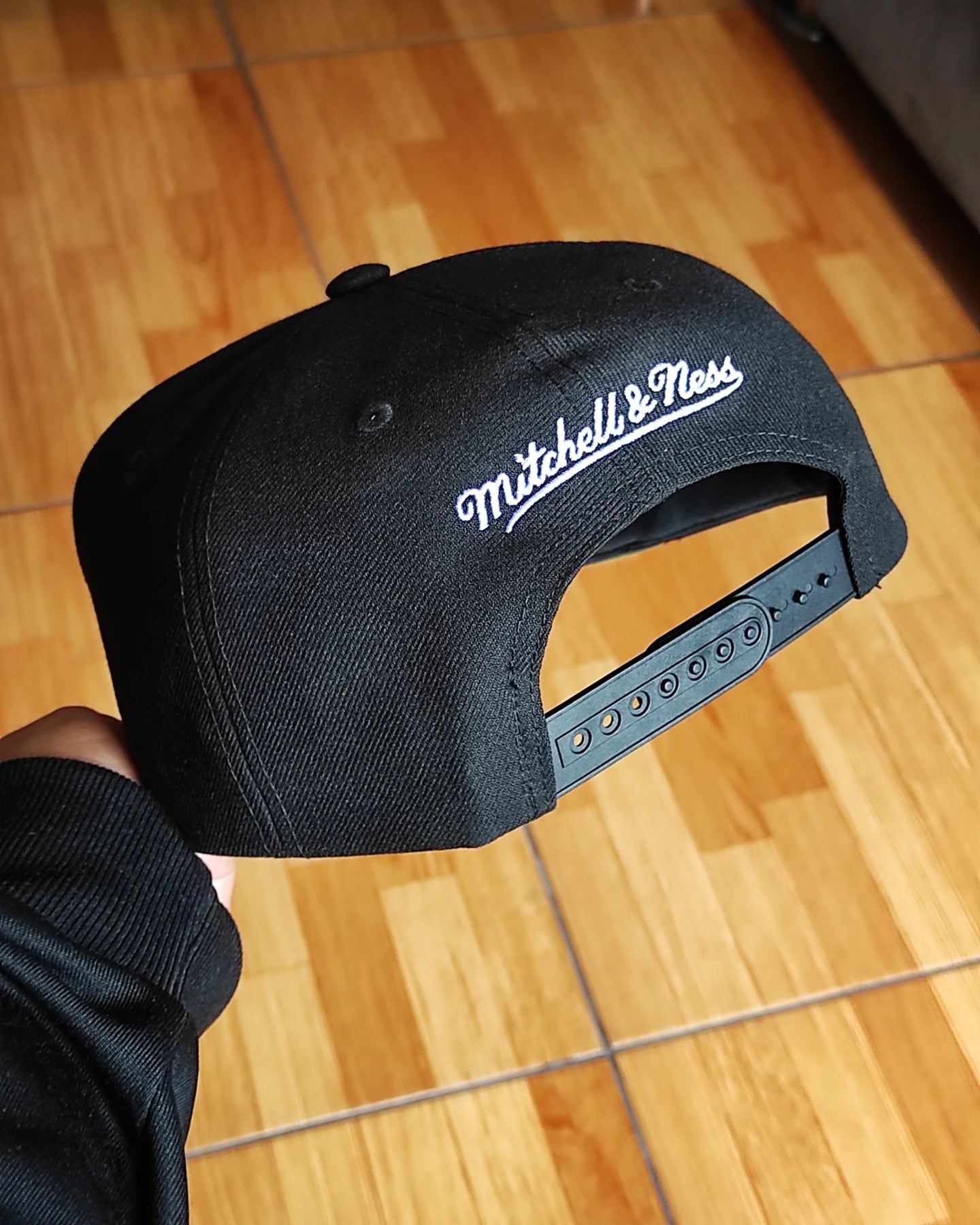 Mitchell and Ness Vancouver Grizzlies NBA wester BLACK snapback